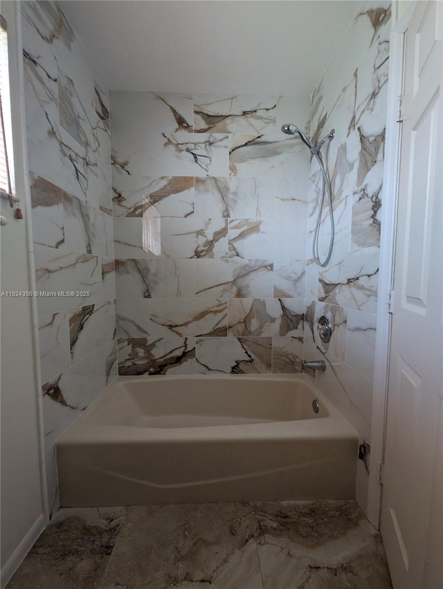 KEYS-GATE NO 1 - Residential