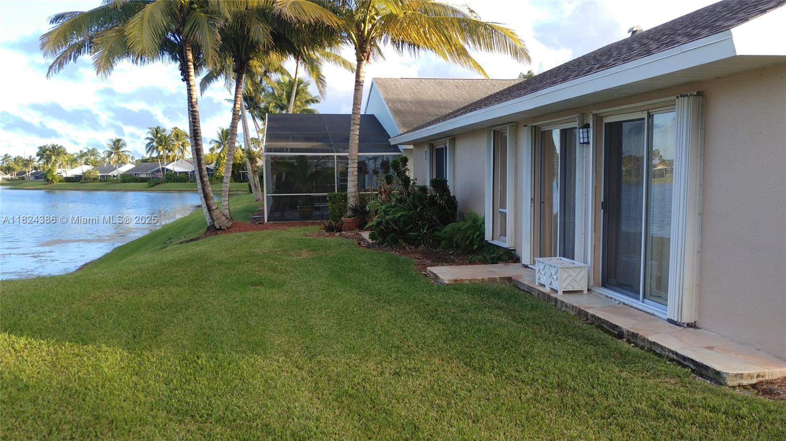 585 SE 25th Ln, Homestead, FL, 33033/$449,000 2 585 SE 25th Ln