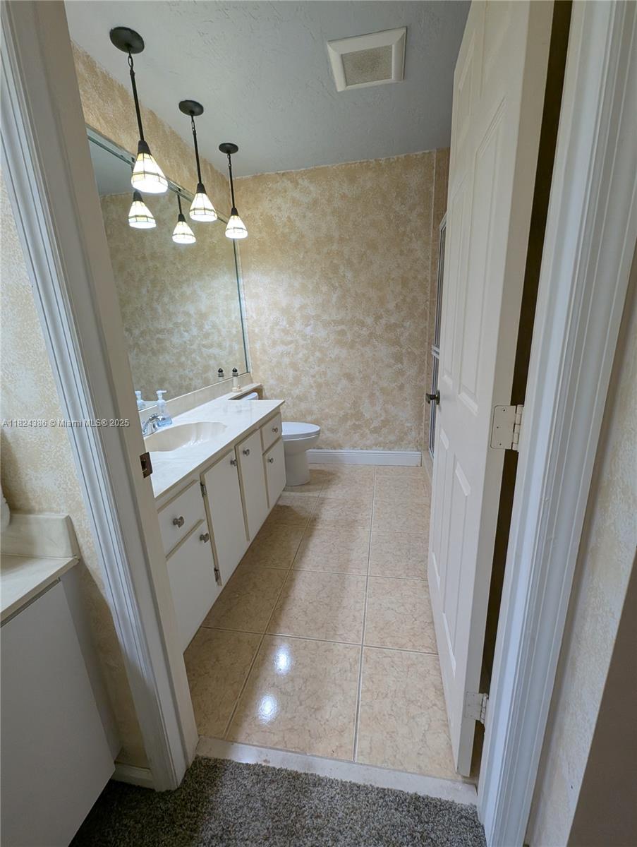 KEYS-GATE NO 1 - Residential