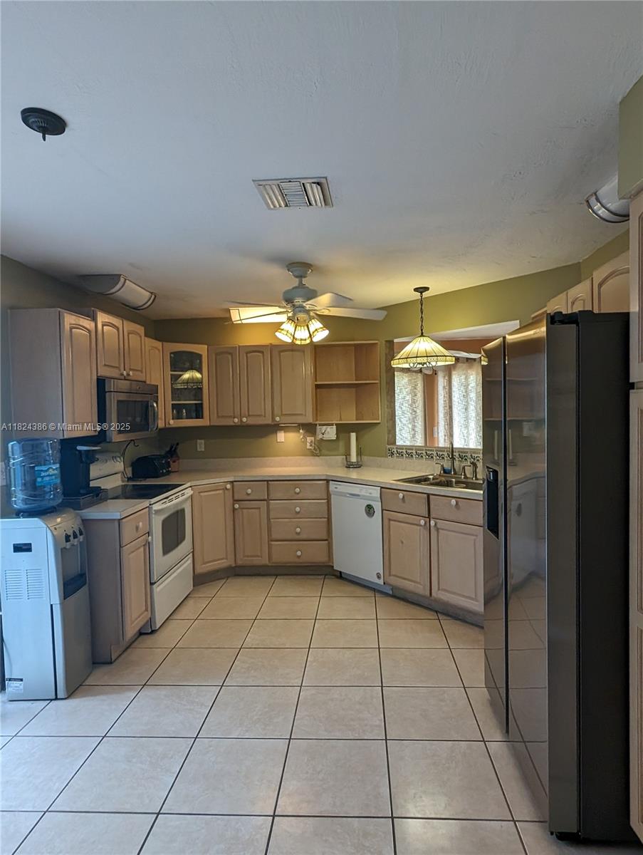 KEYS-GATE NO 1 - Residential