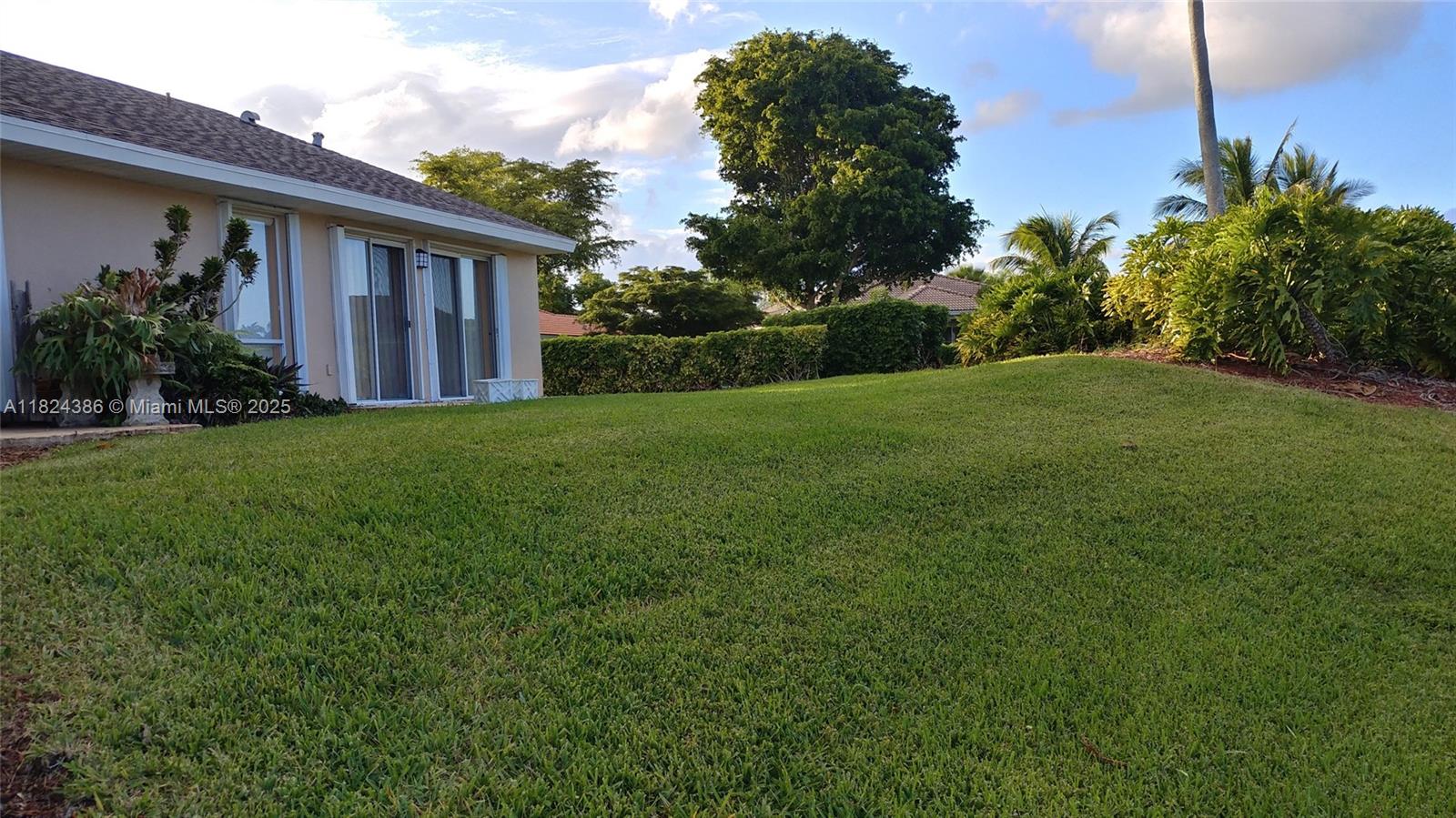 585 SE 25th Ln, Homestead, FL, 33033/$449,000 3 585 SE 25th Ln