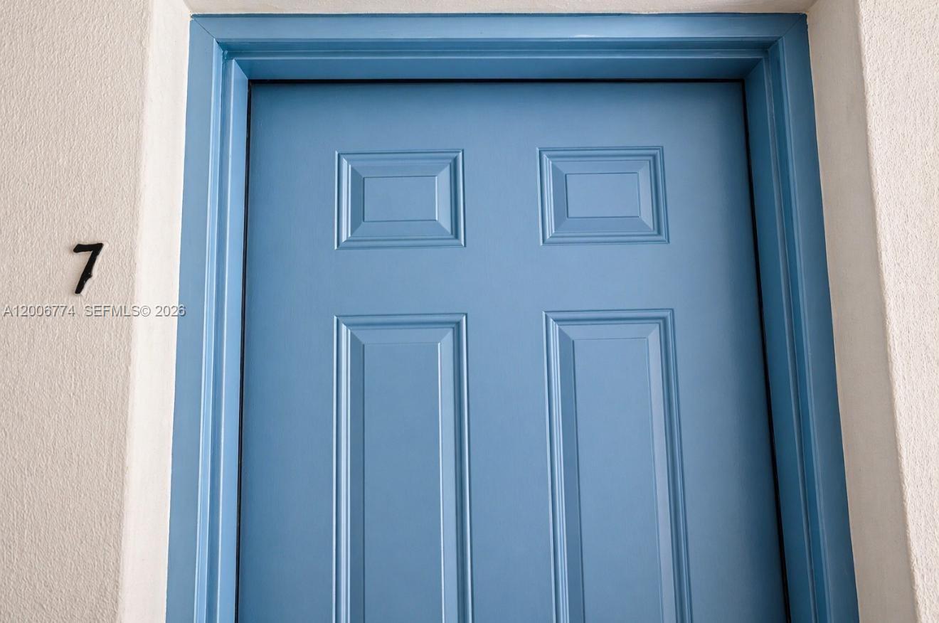 WINONA PARK - Residential Lease