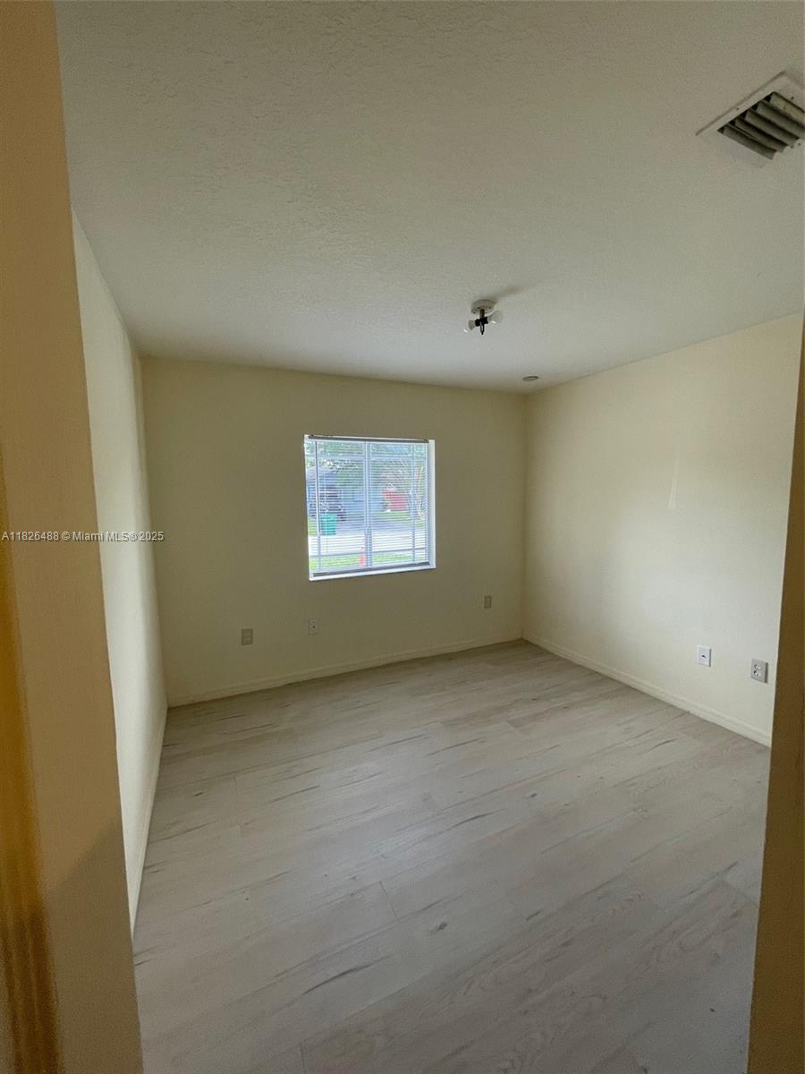 926 SW 8th Pl