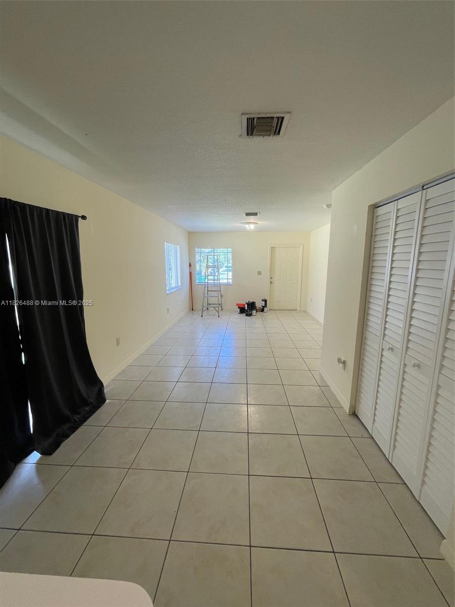 926 SW 8th Pl