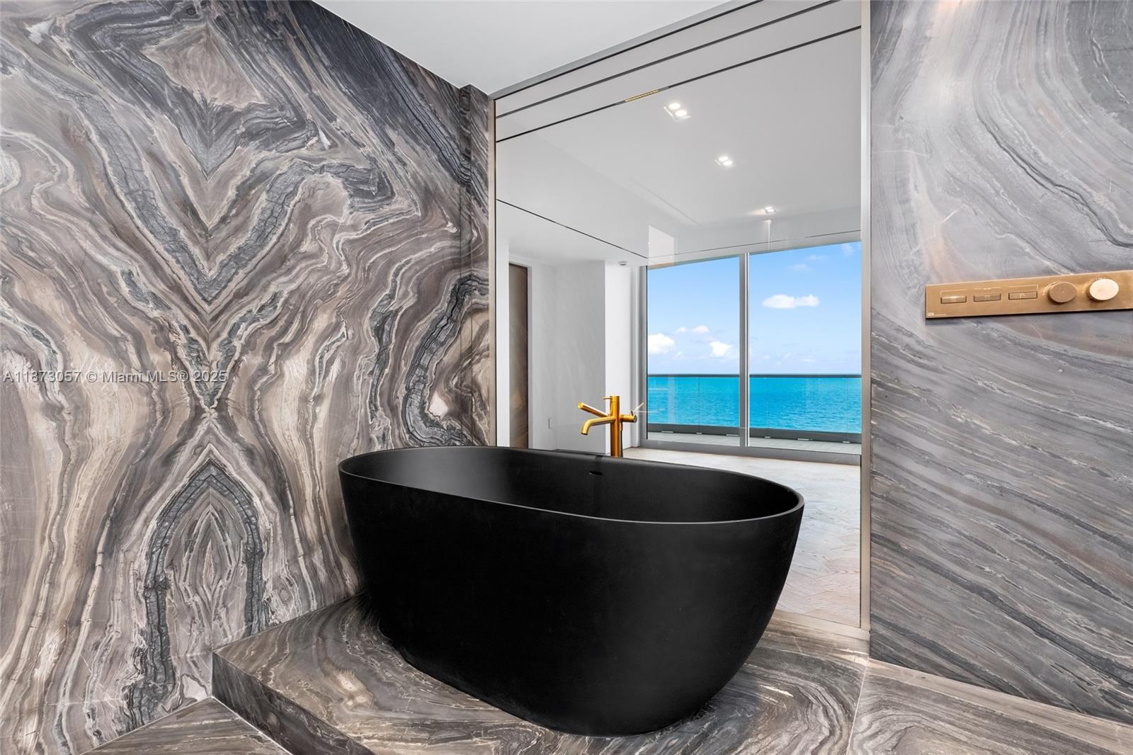 ALTOS DEL MAR NO. 5 - Residential