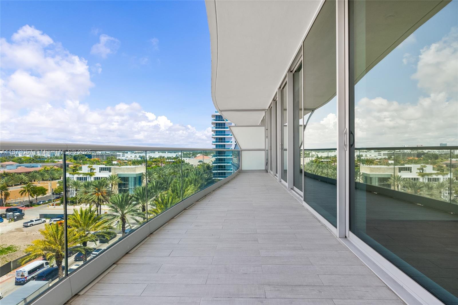 ALTOS DEL MAR NO. 5 - Residential