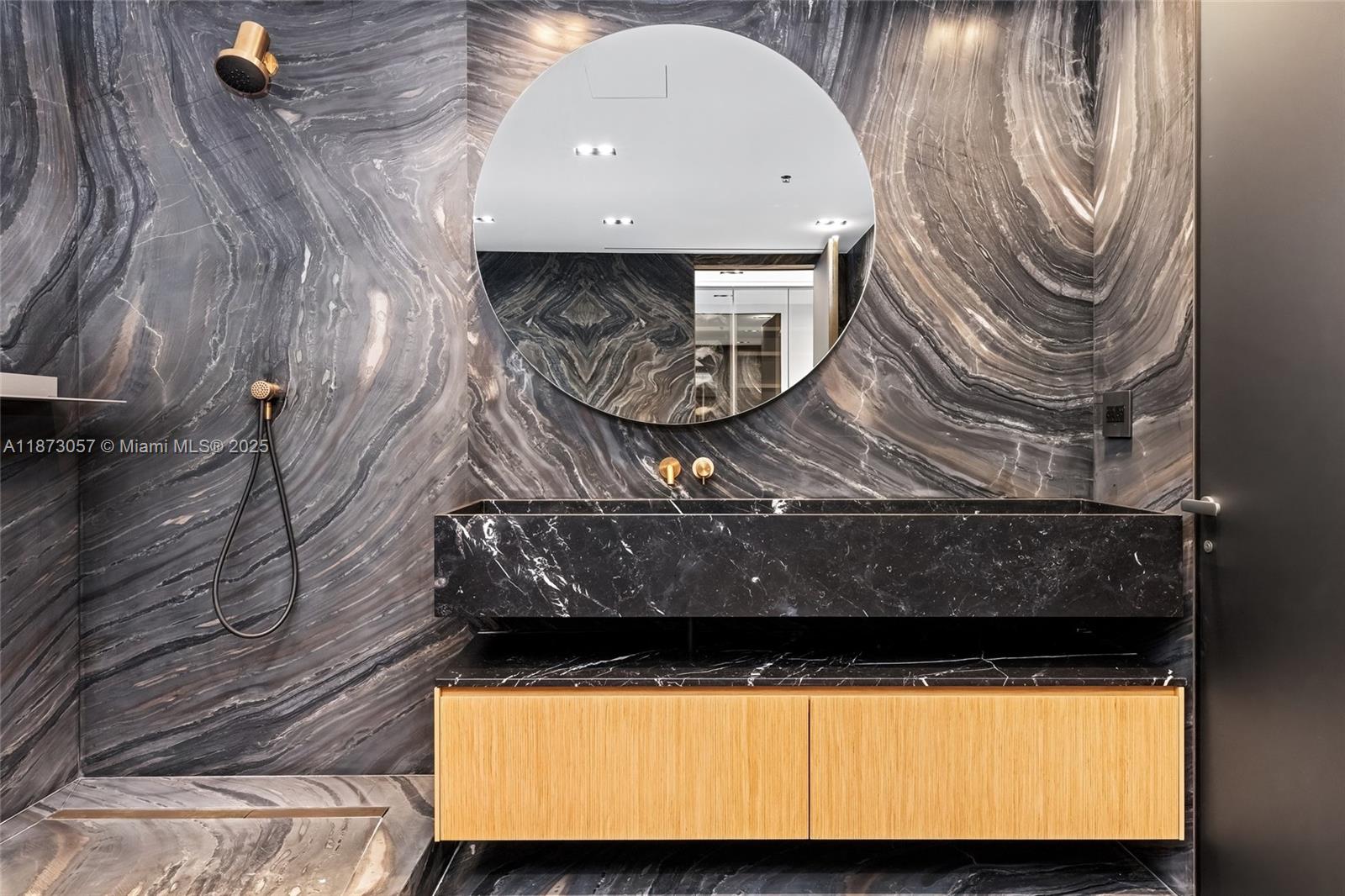 ALTOS DEL MAR NO. 5 - Residential