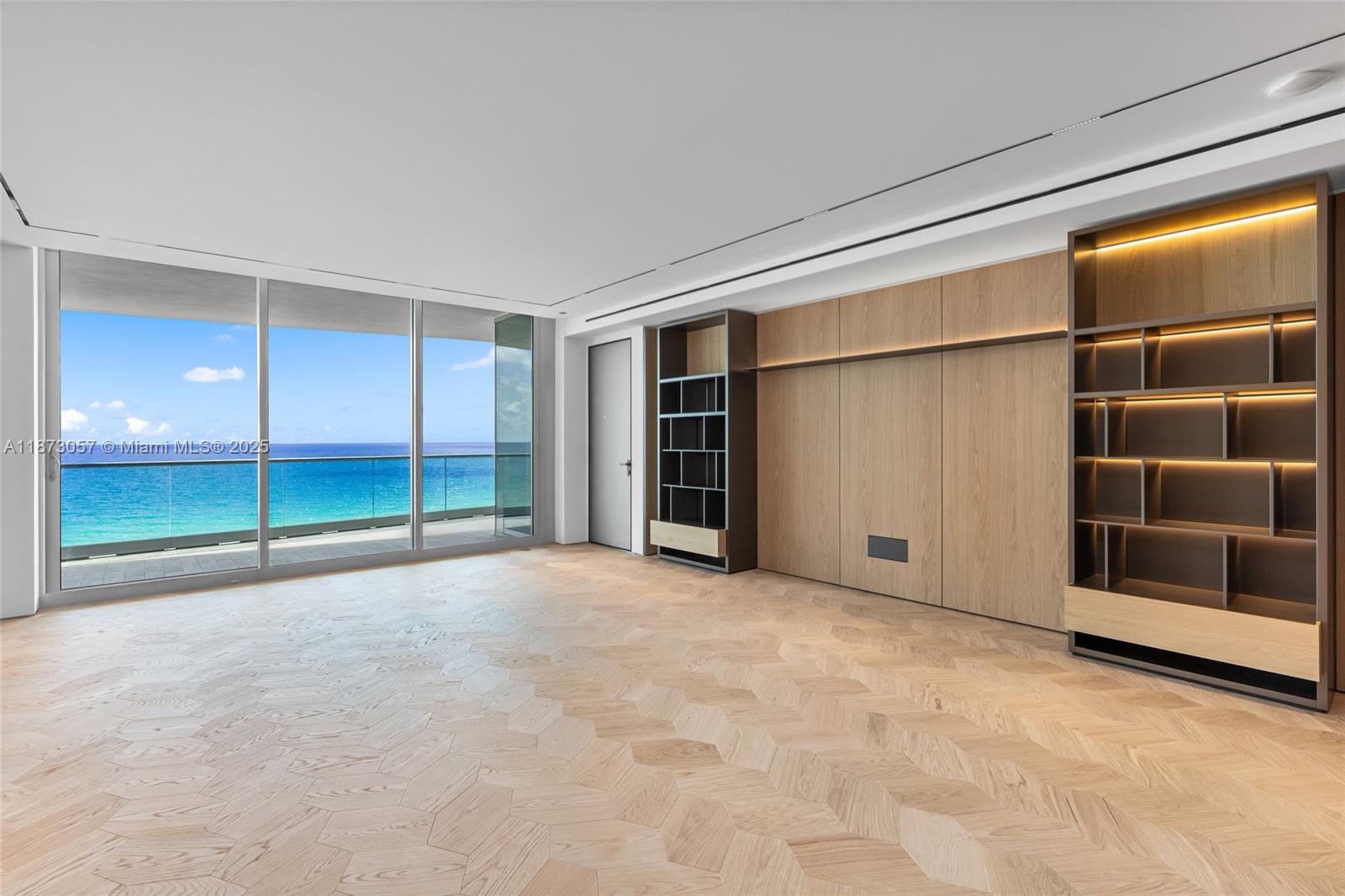 ALTOS DEL MAR NO. 5 - Residential