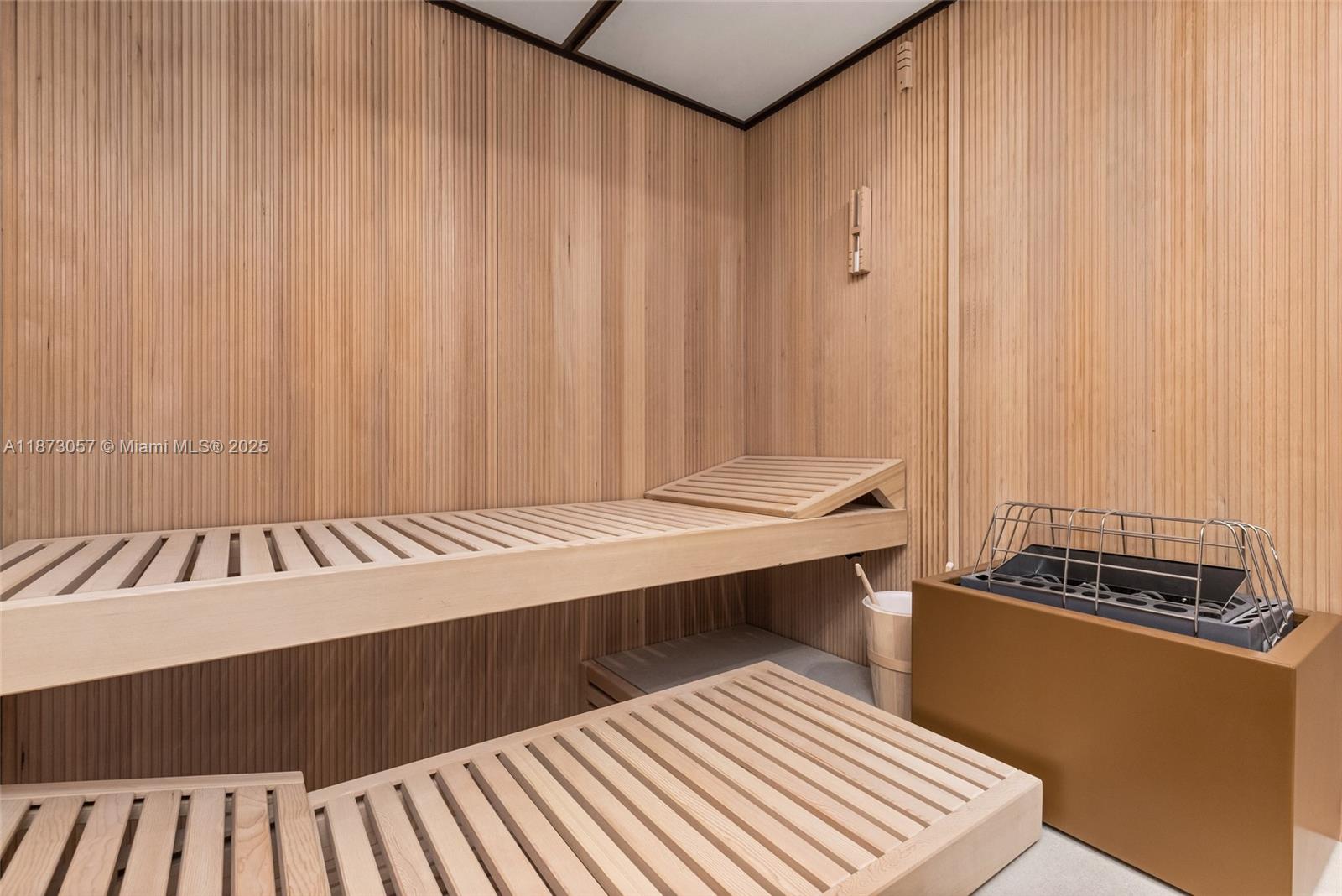 ALTOS DEL MAR NO. 5 - Residential