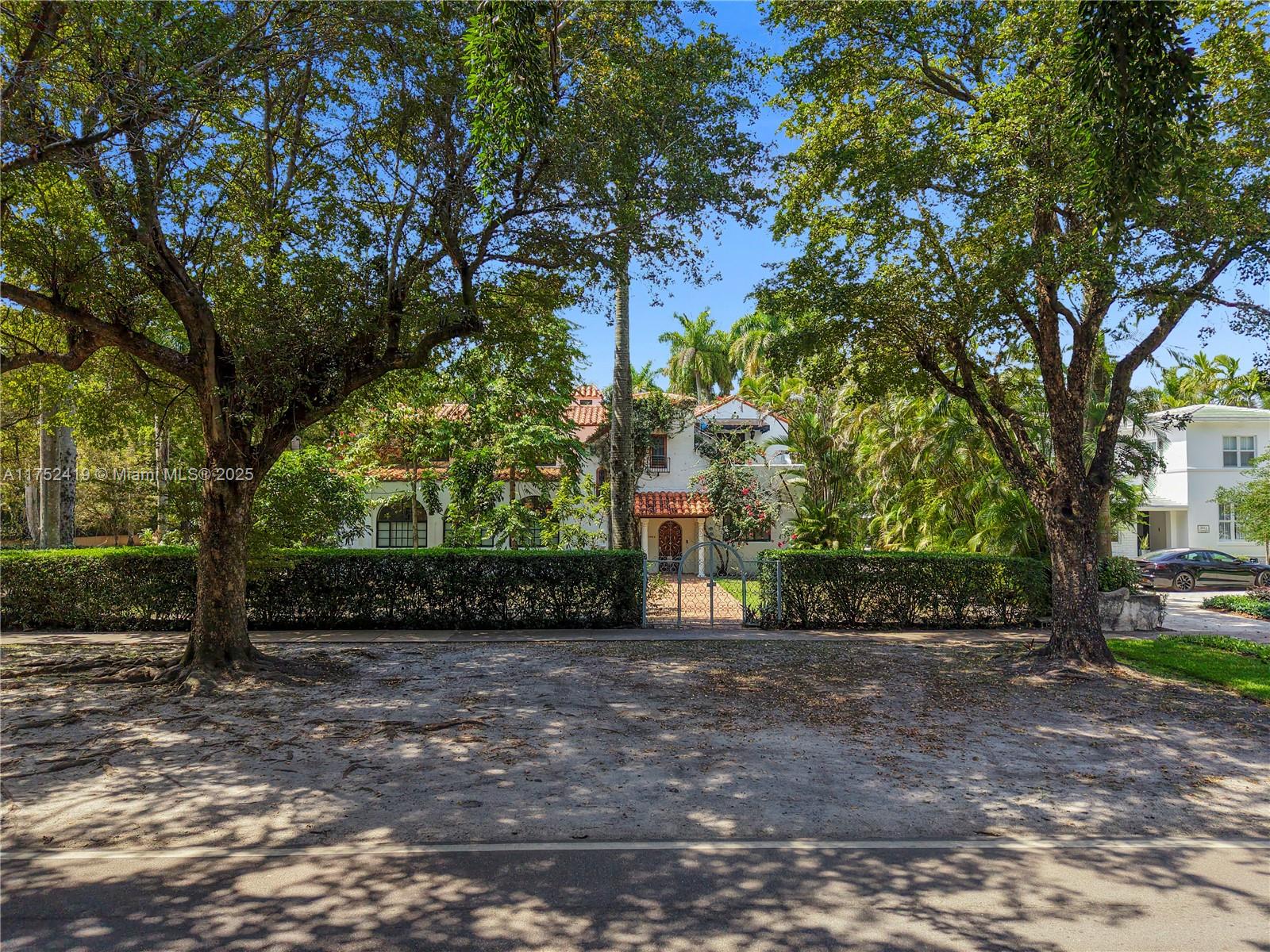 CORAL GABLES SEC C - Residential