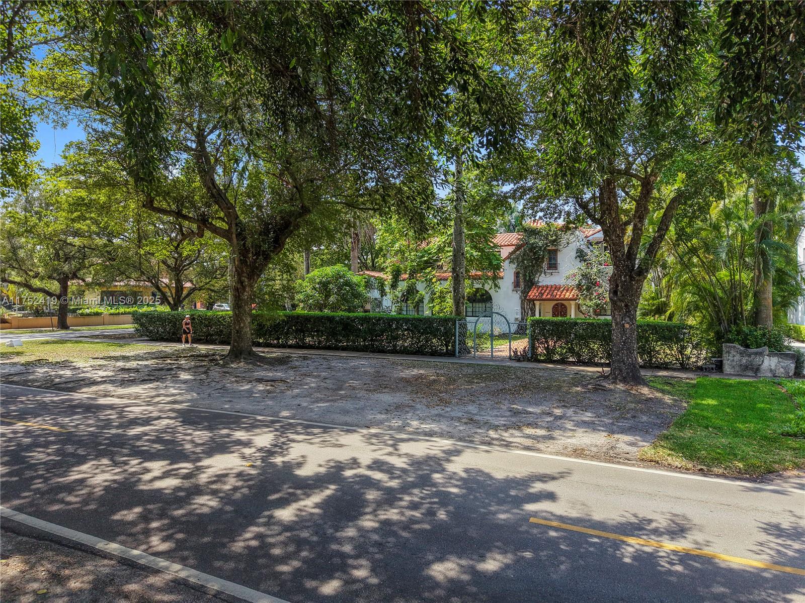 CORAL GABLES SEC C - Residential