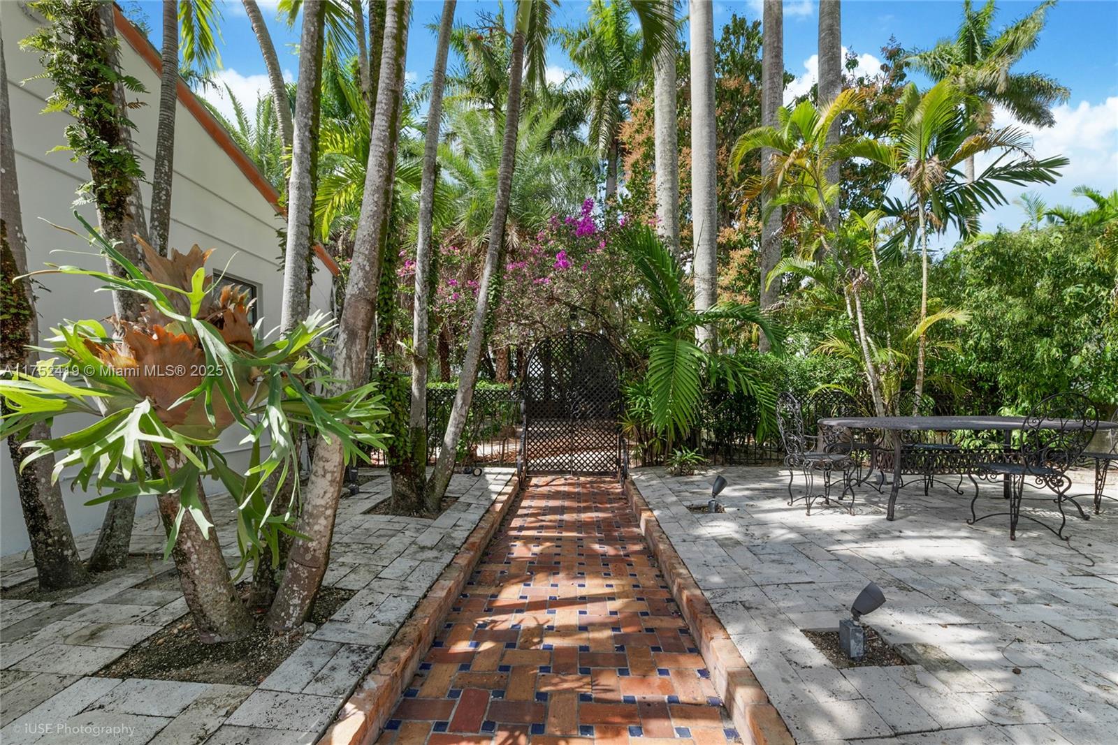 CORAL GABLES SEC C - Residential