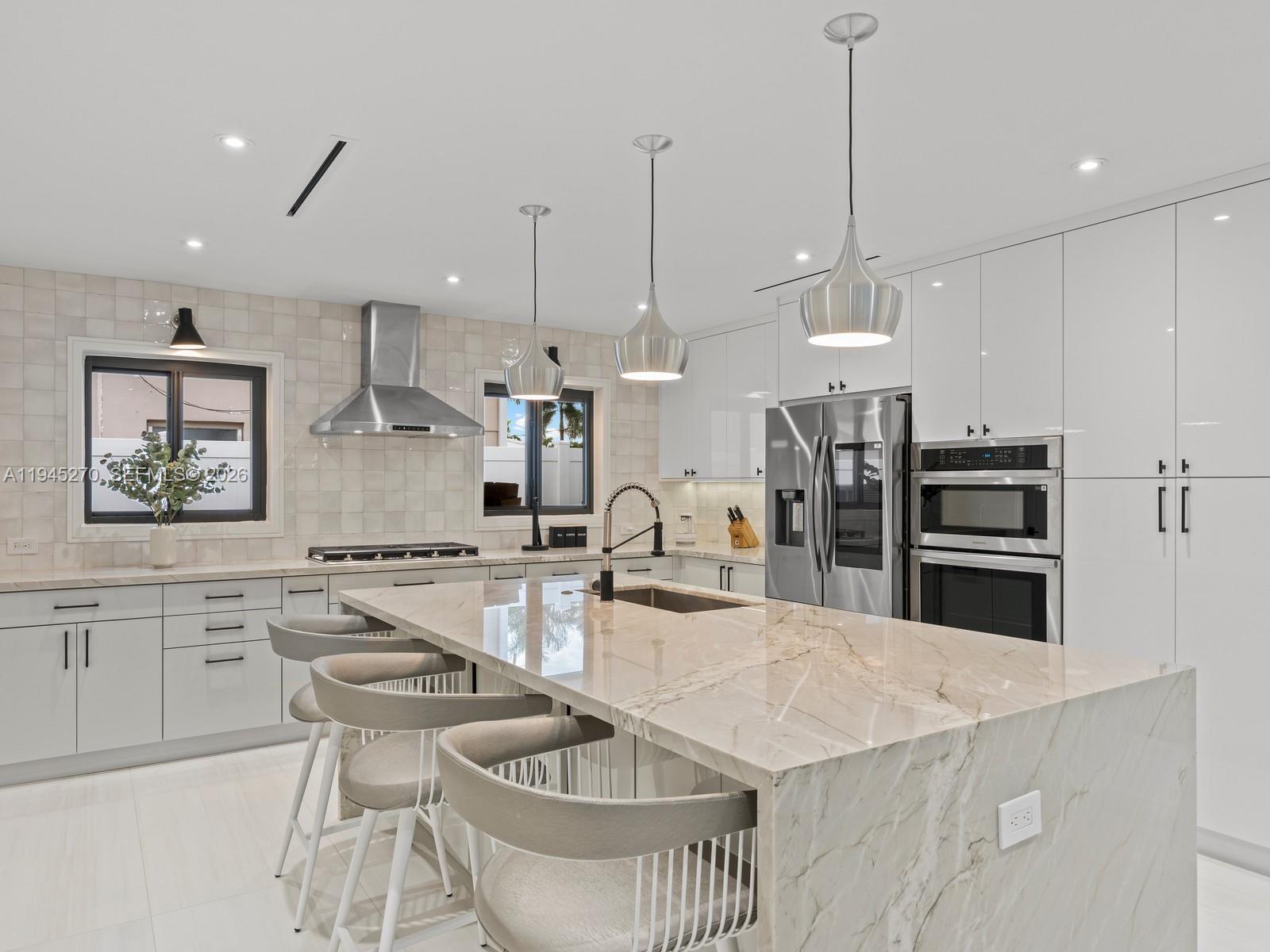 HIGH RIDGE ESTATES - Residential