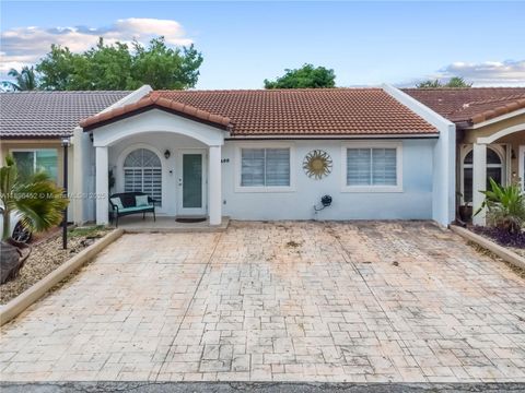 17400 NW 76th Ct Hialeah FL 33015