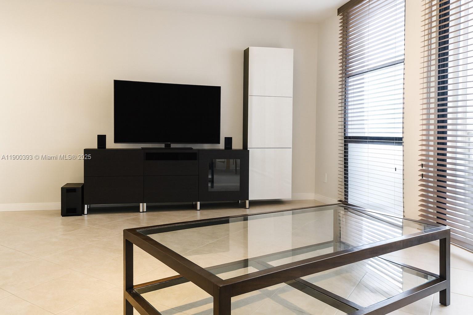 ENSENADA CONDO BLDG E-I - Residential