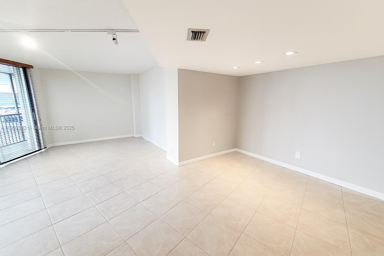 ENSENADA CONDO BLDG E-I - Residential