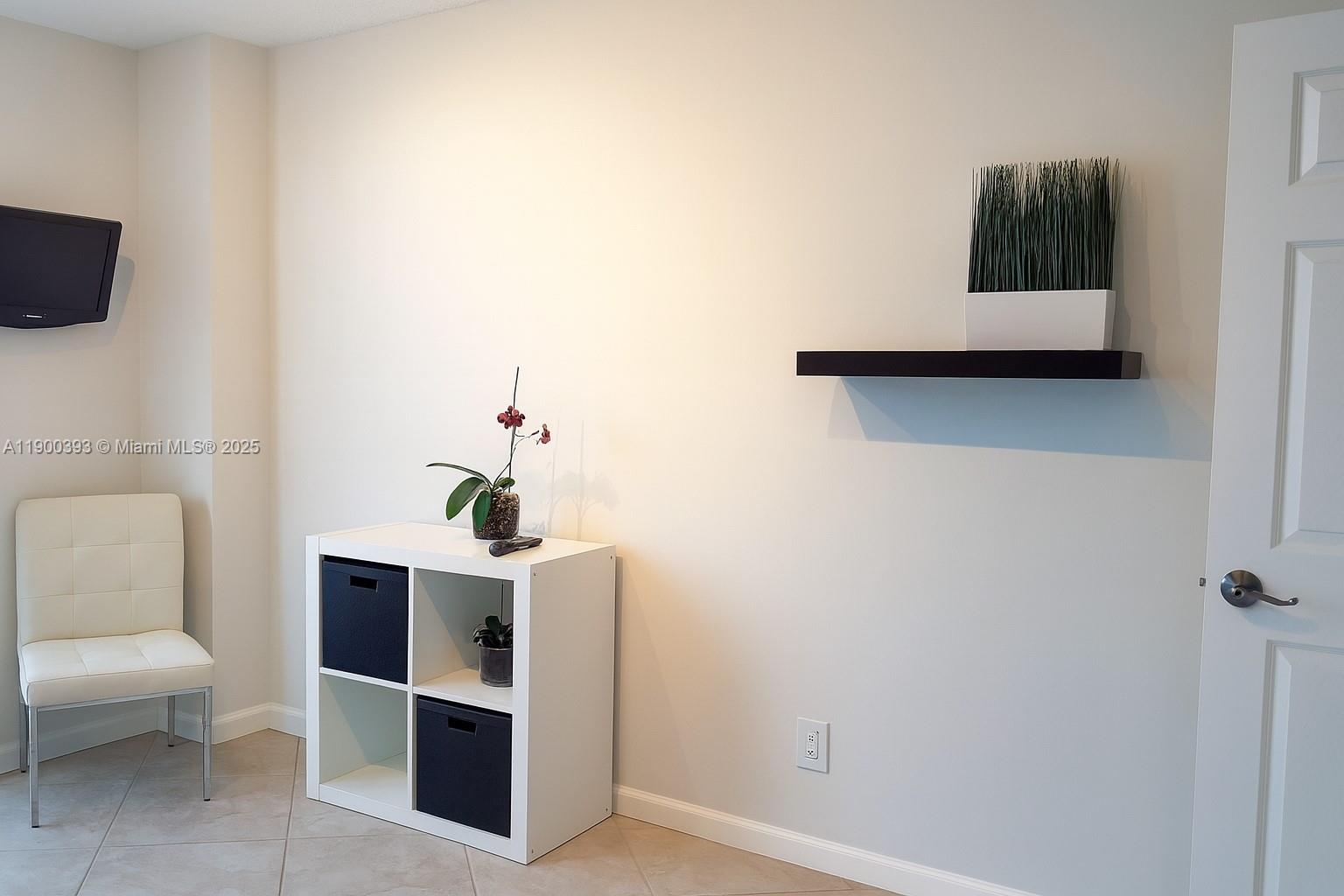 ENSENADA CONDO BLDG E-I - Residential