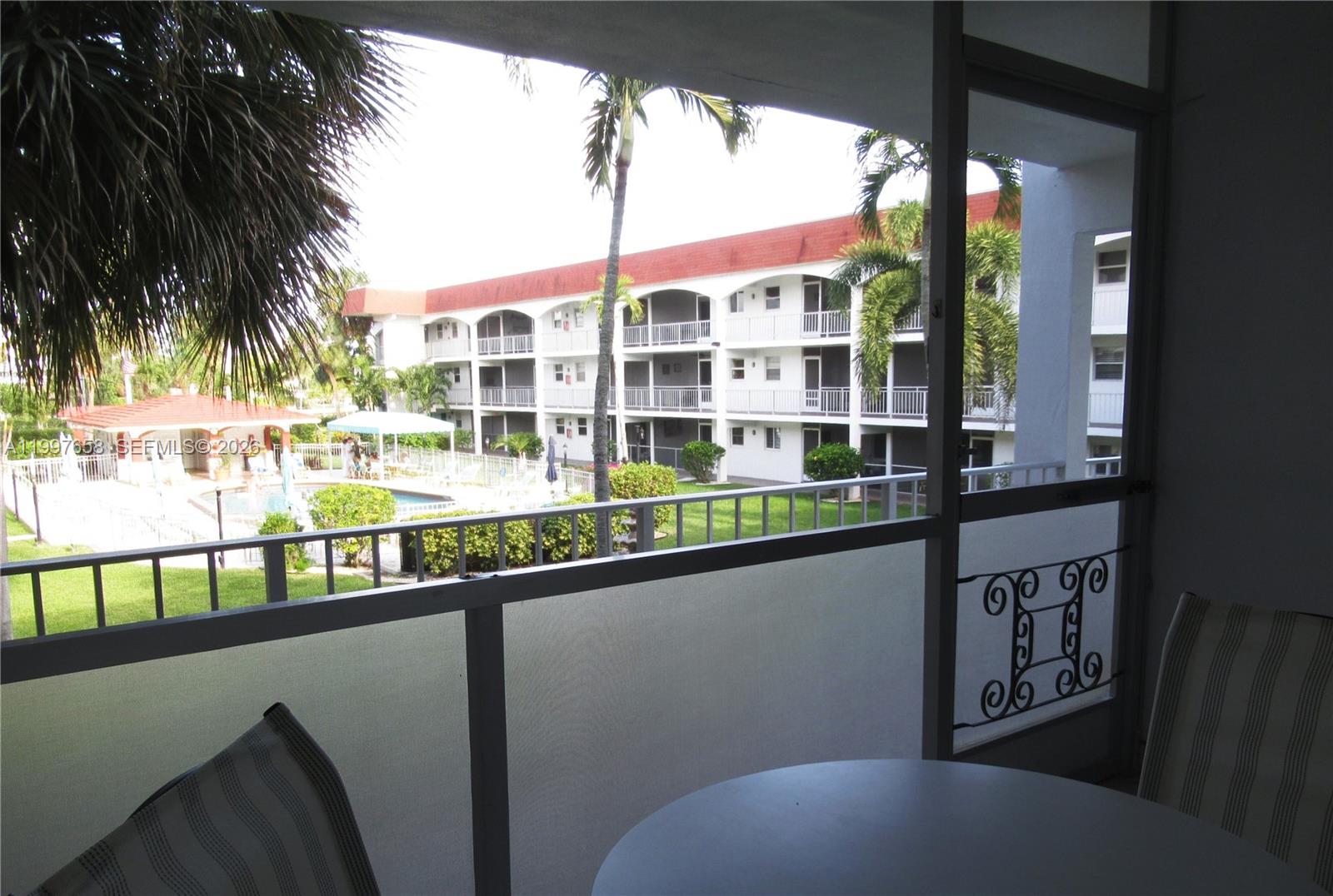 CASA PARADISO CO-OP - Residential Lease