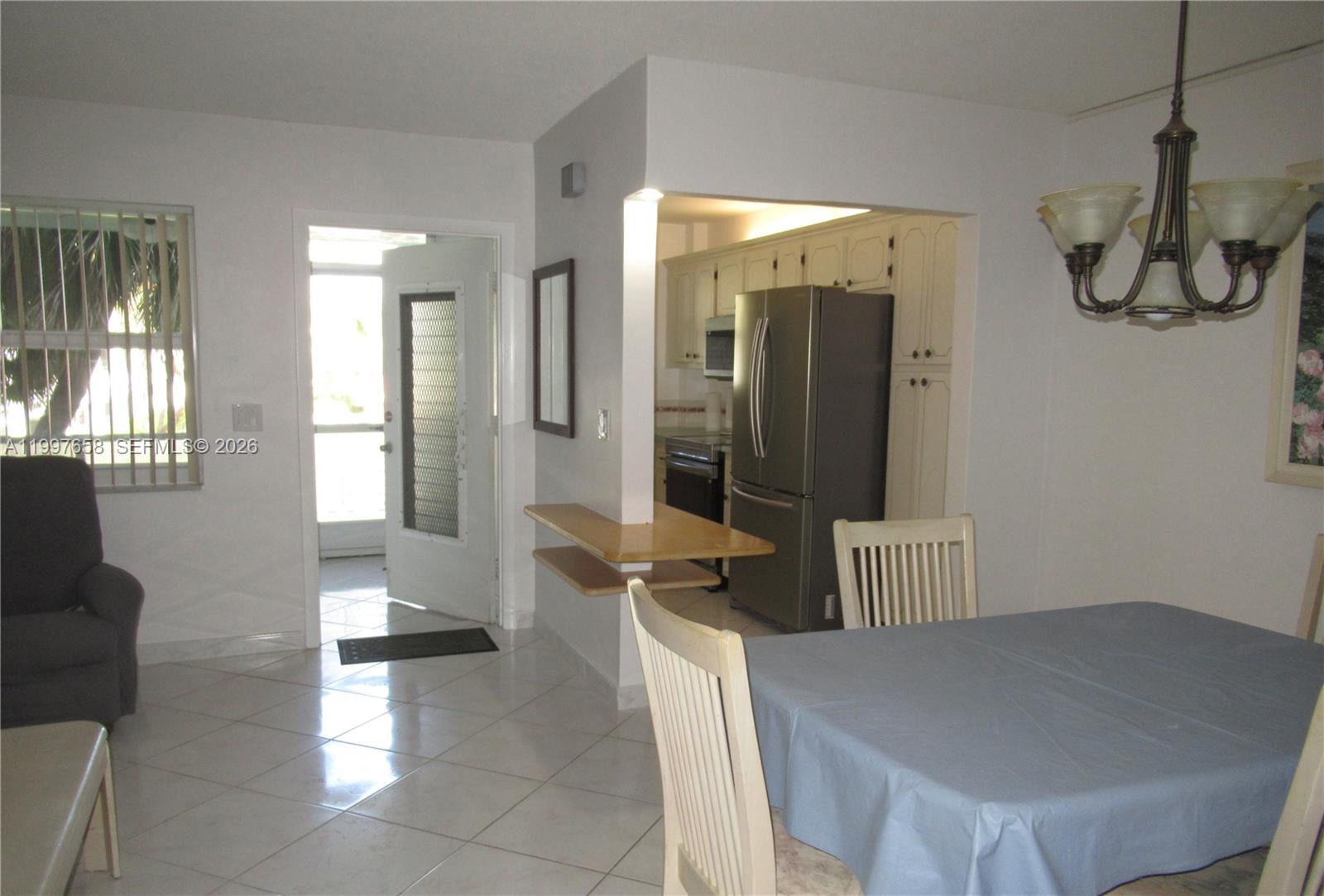 CASA PARADISO CO-OP - Residential Lease