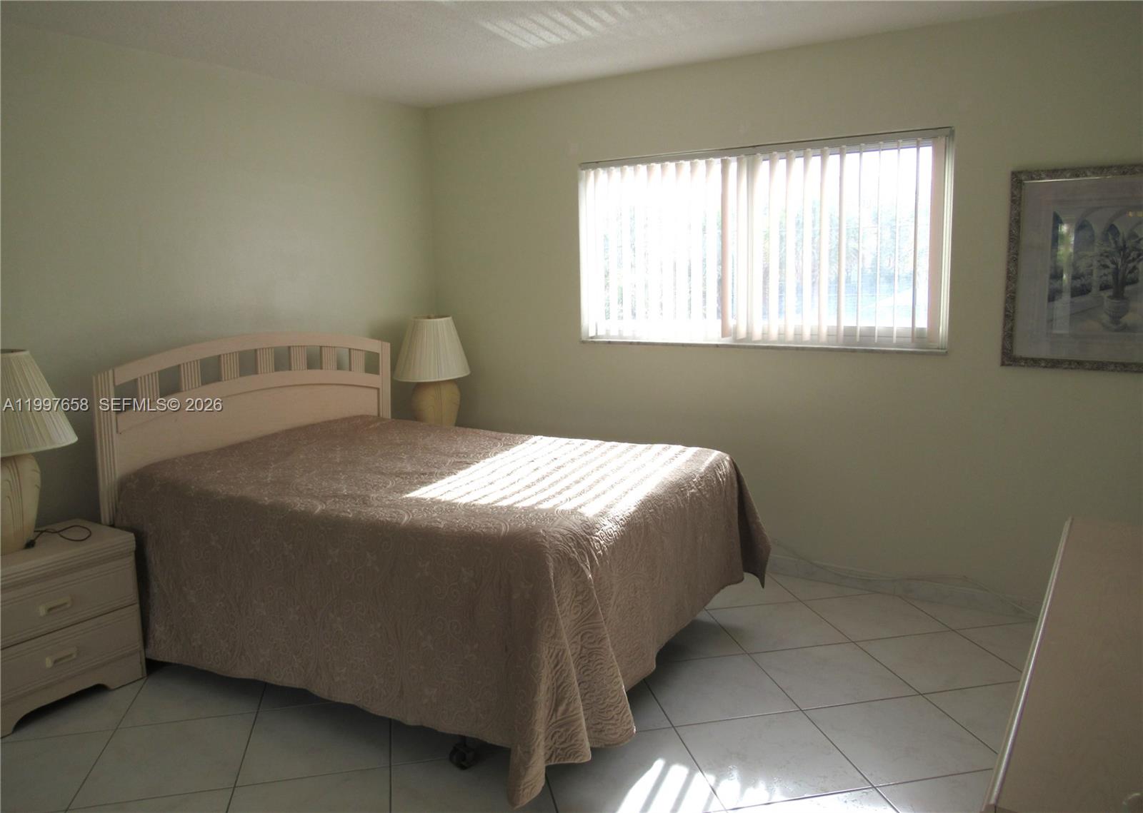 CASA PARADISO CO-OP - Residential Lease