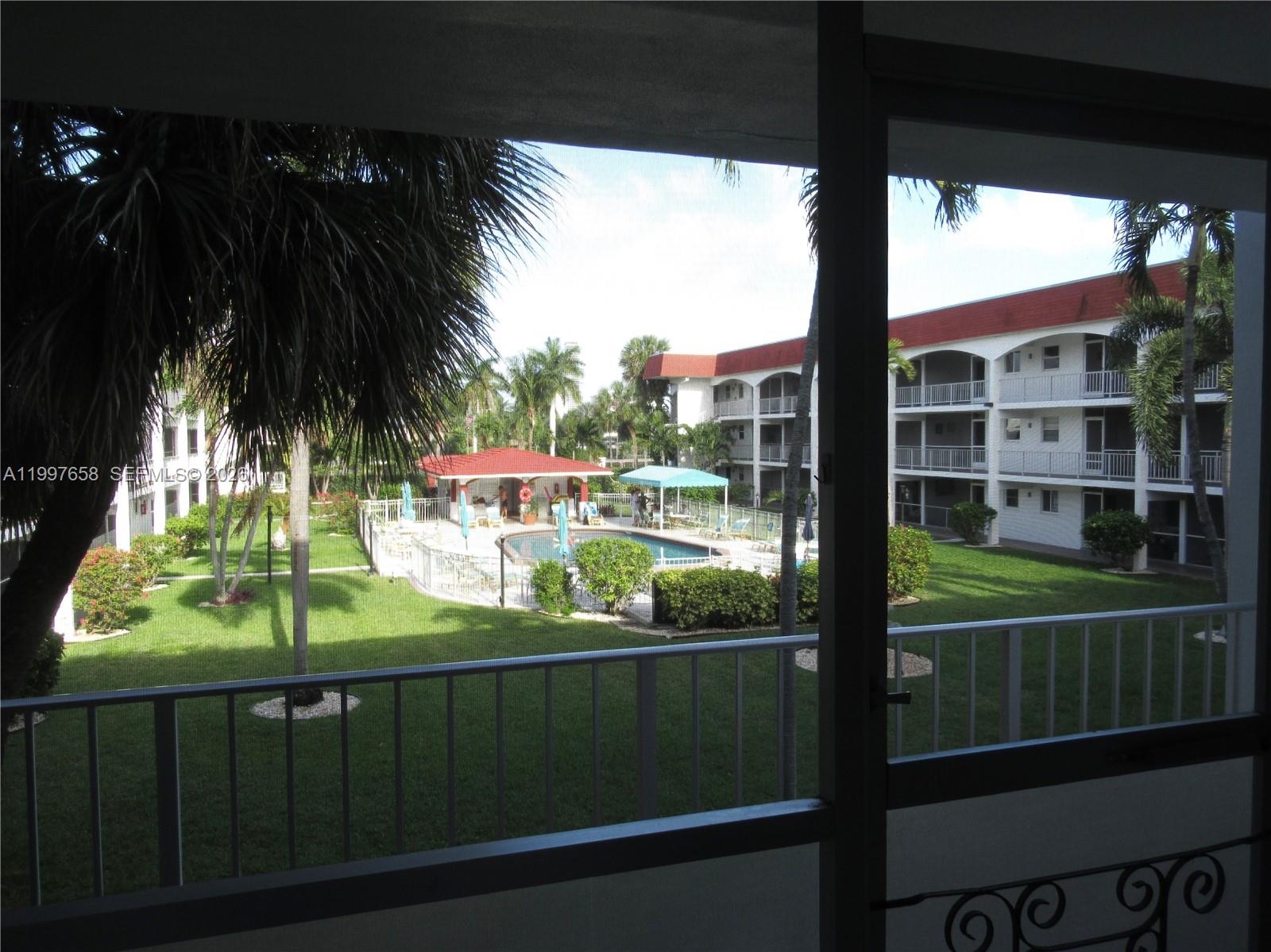 CASA PARADISO CO-OP - Residential Lease