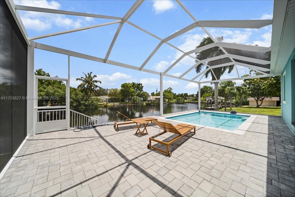 fort myers shores - Residential