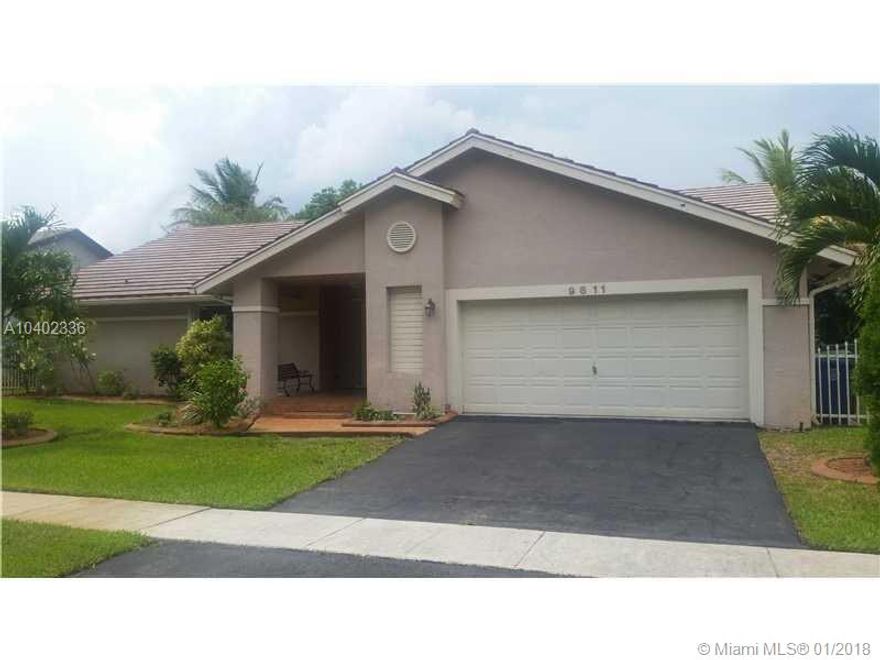 Great one story single family home with split bedroom floor plan, separate dining area and large covered patio. Plenty of natural light.  Home features open floor plan, laminate flooring, plenty closet space, accordion shutters and 3 year old roof. Seller will only show to buyers that provide a conventional DU with approval price at or above listed price.  For showing instructions email conventional DU to listing agent and schedule an appointment on showing assist notating clients name and DU was sent.

No offers with appraisal contingencies will be accepted!!!