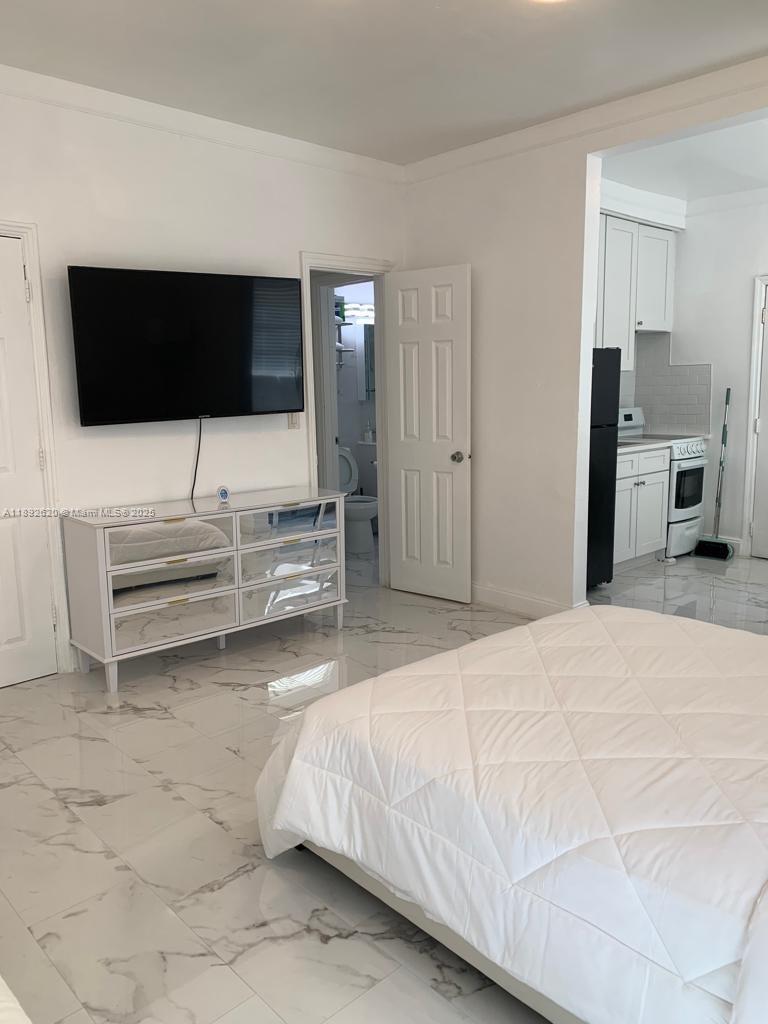 OCEAN BEACH ADDN NO 3 - Residential Lease