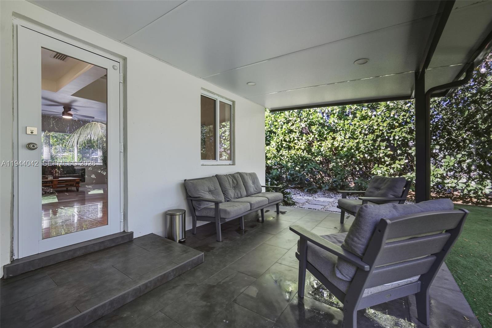 CARL BYOIR - Residential