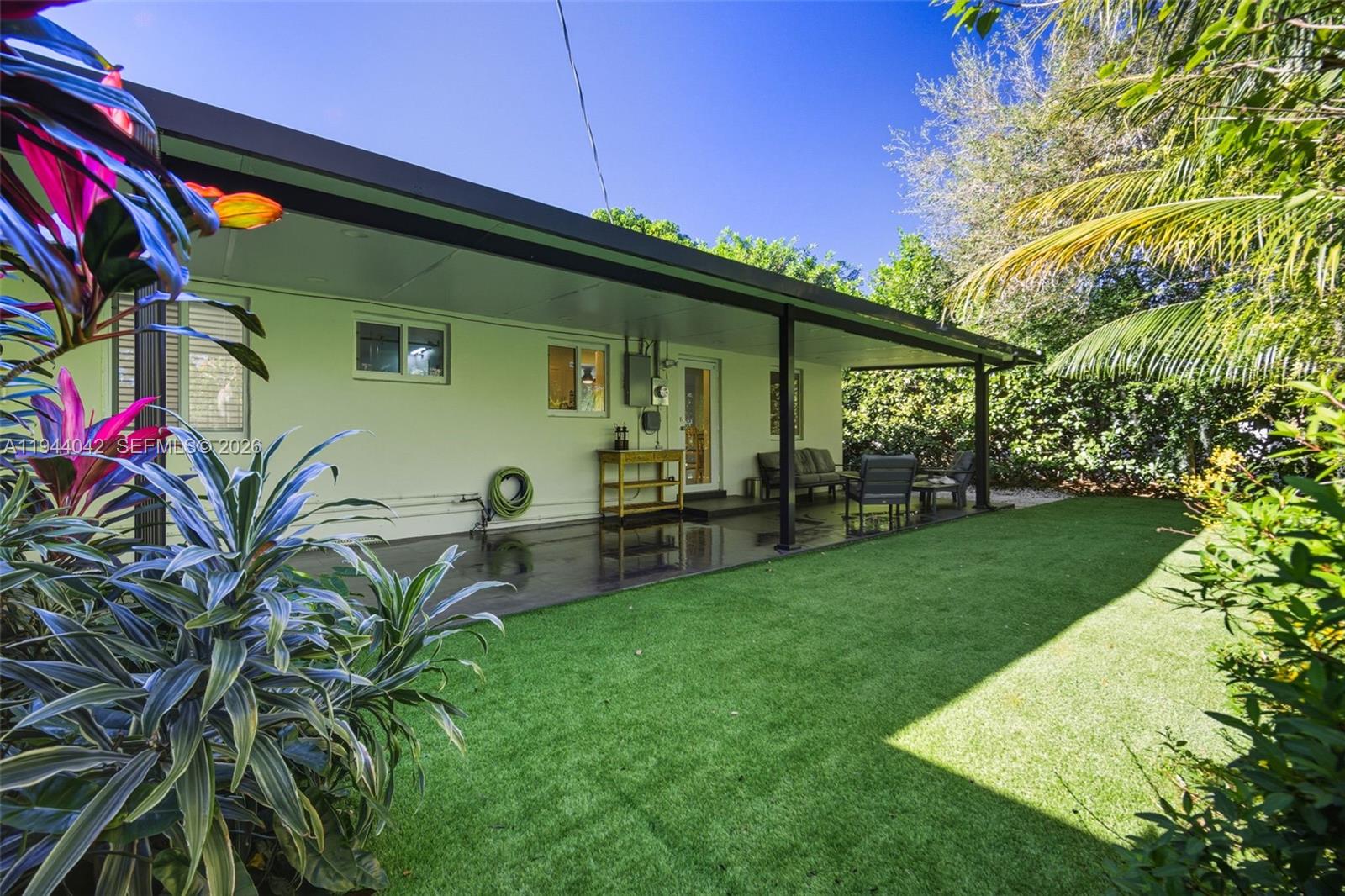 CARL BYOIR - Residential