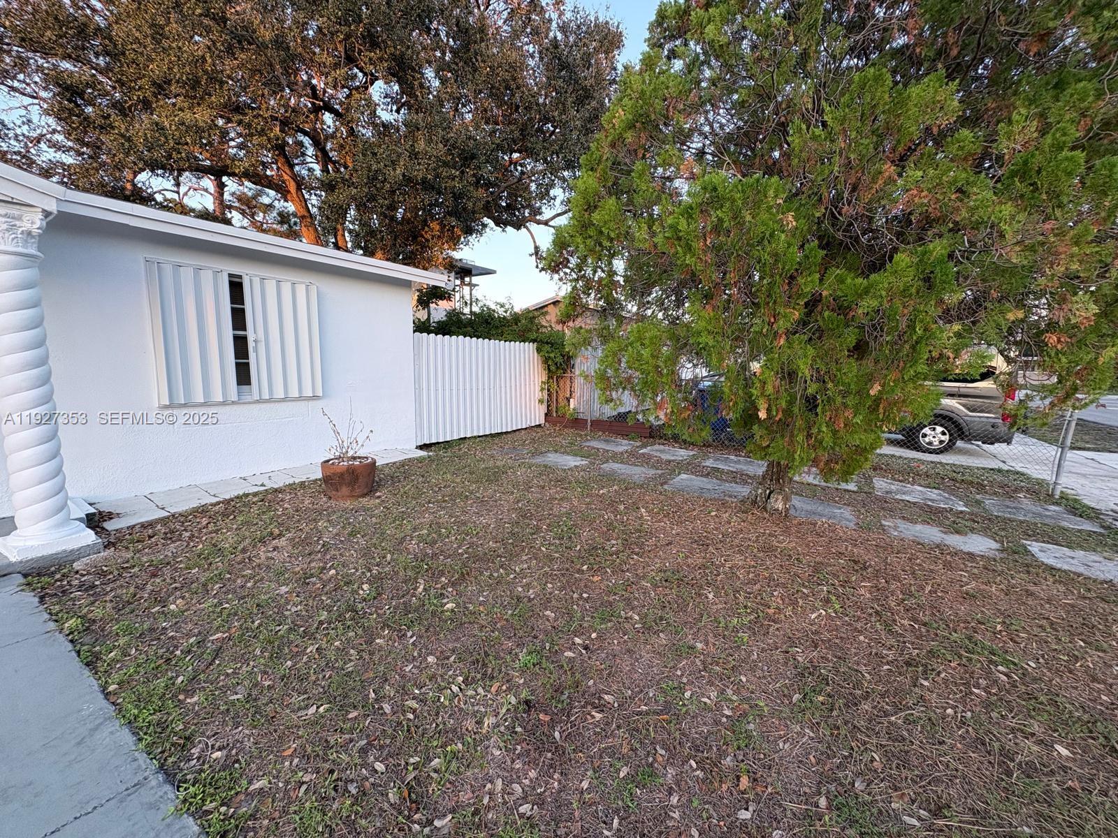 VISTA VERDE SEC TWO - Residential Lease