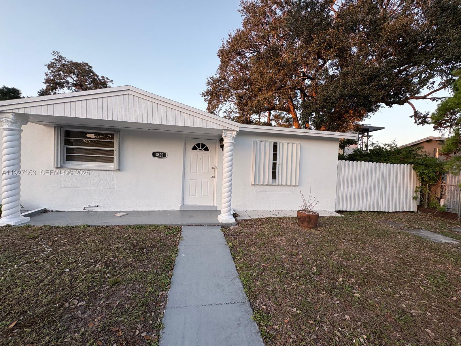 VISTA VERDE SEC TWO - Residential Lease