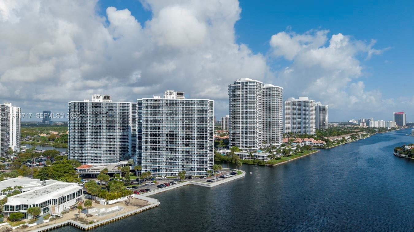 WATERVIEW CONDO - Residential