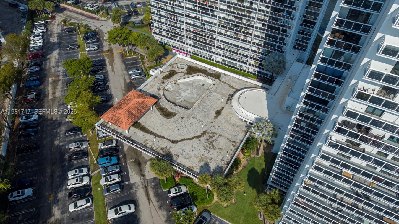 WATERVIEW CONDO - Residential