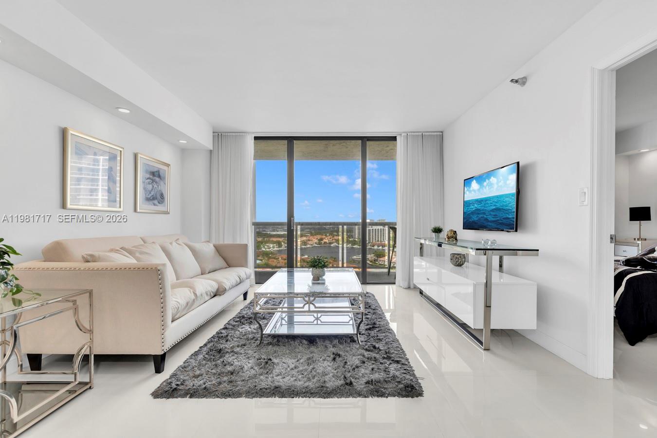 20515 E Country Club Dr 2242