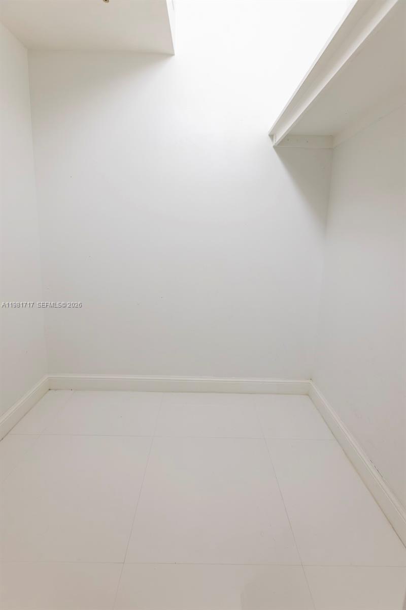 WATERVIEW CONDO - Residential