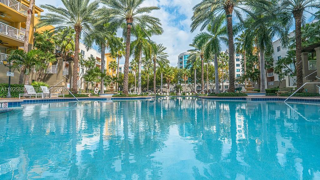 THE COURTS AT SOUTH BEACH - Residential