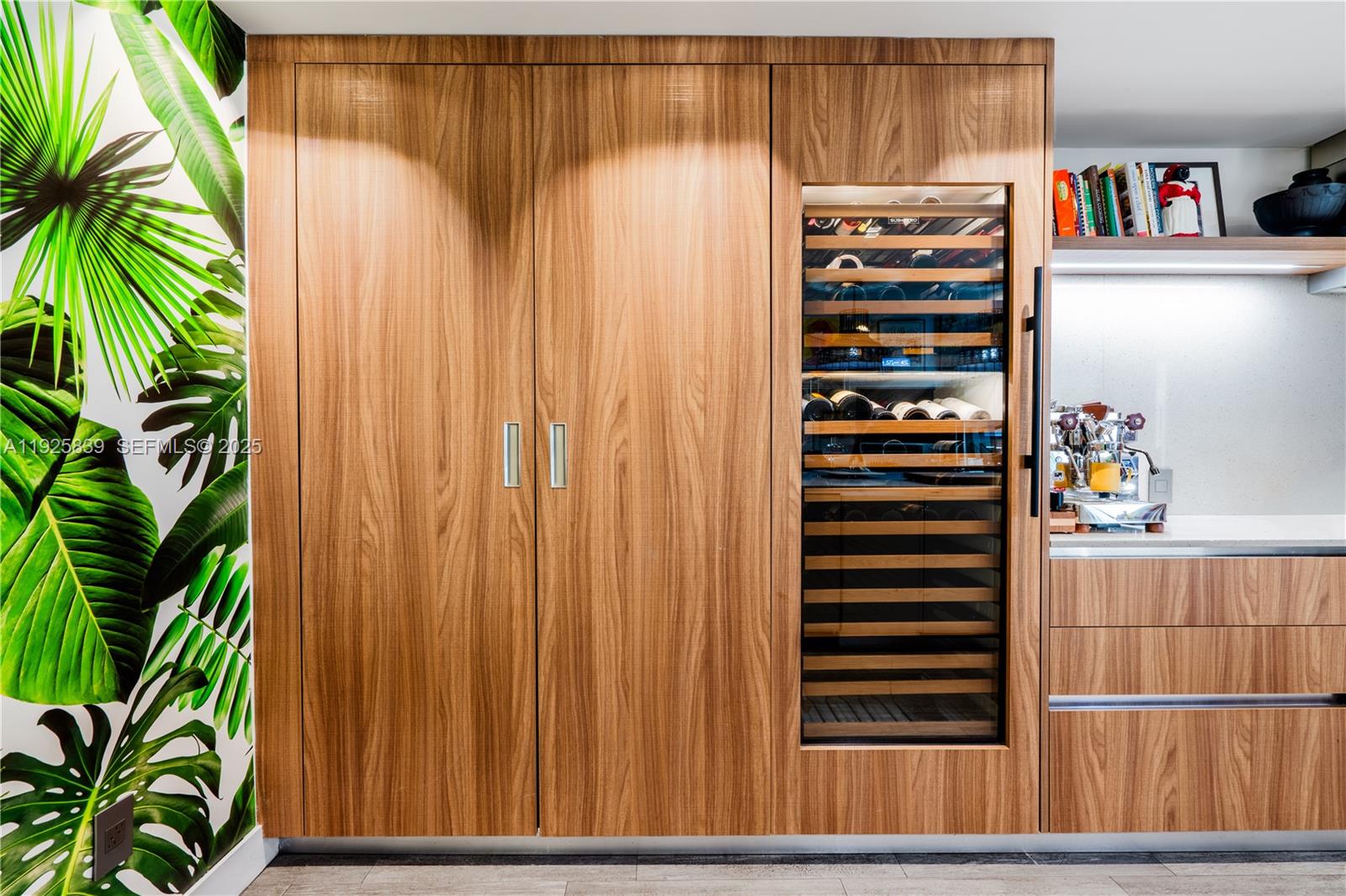 THE COURTS AT SOUTH BEACH - Residential