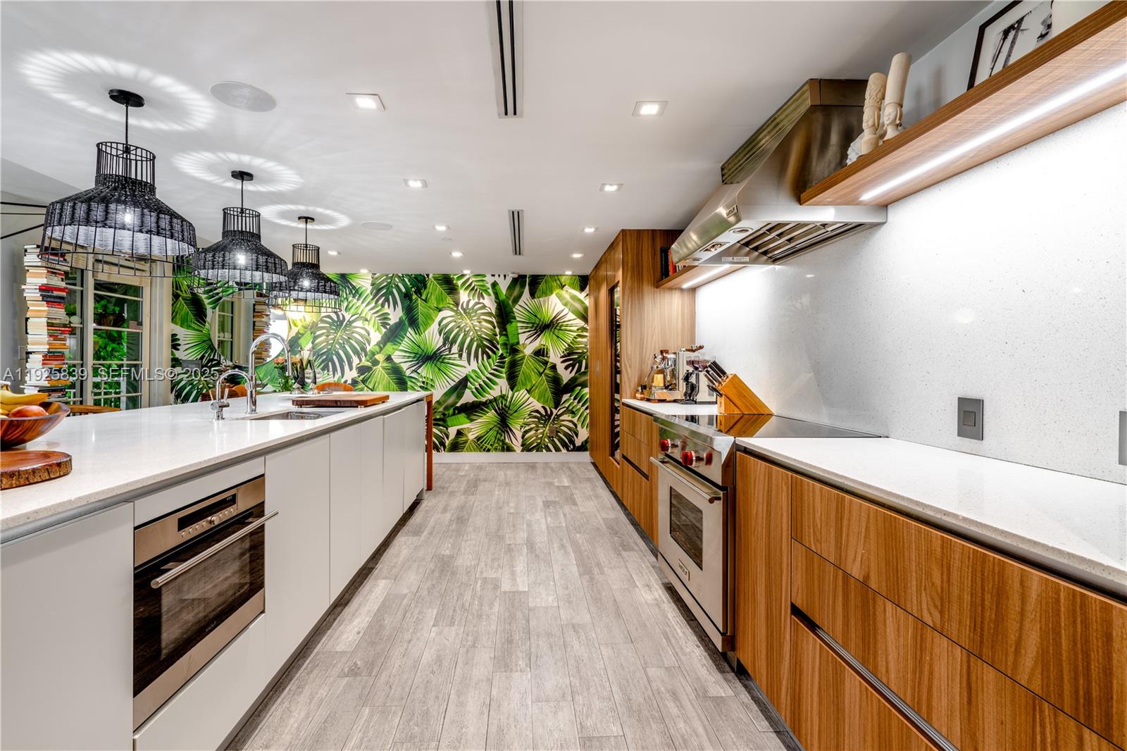 THE COURTS AT SOUTH BEACH - Residential