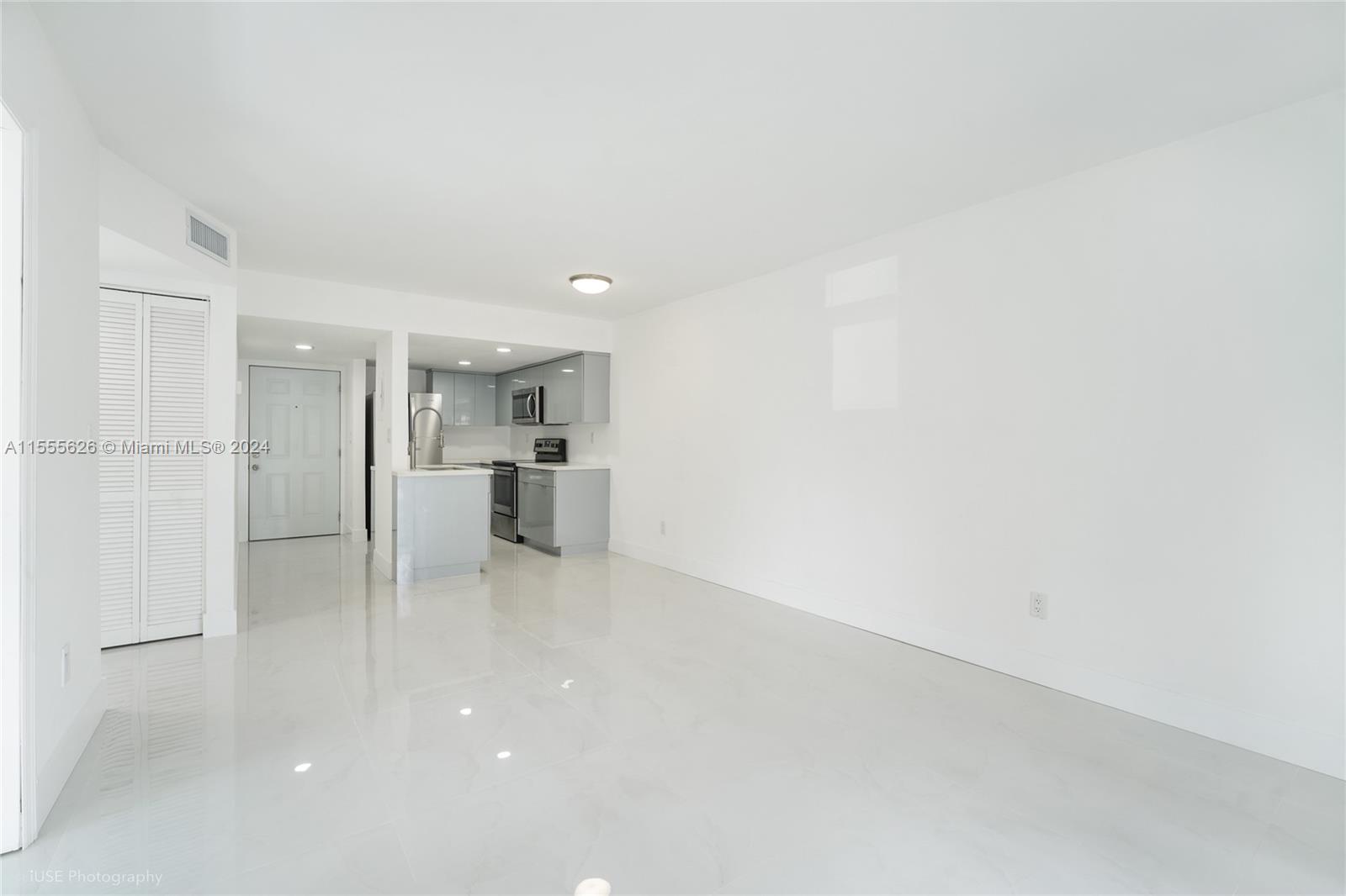 Expo Towers Condo - Residential Lease