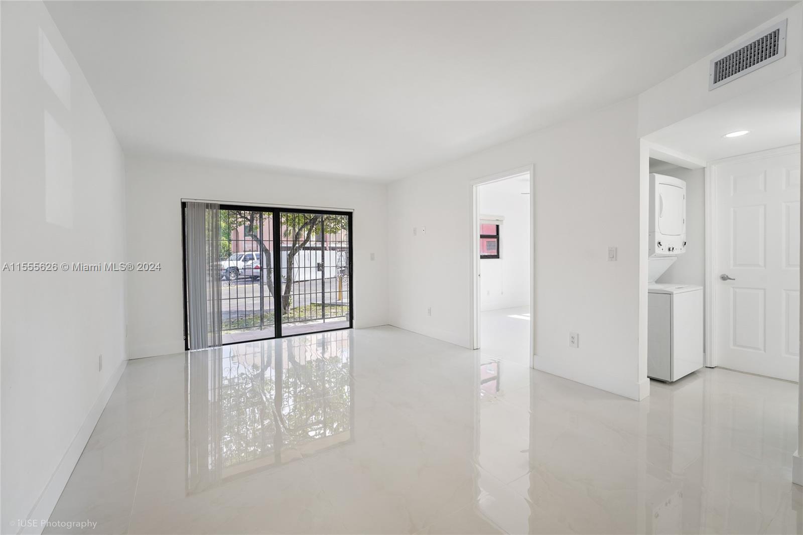Expo Towers Condo - Residential Lease