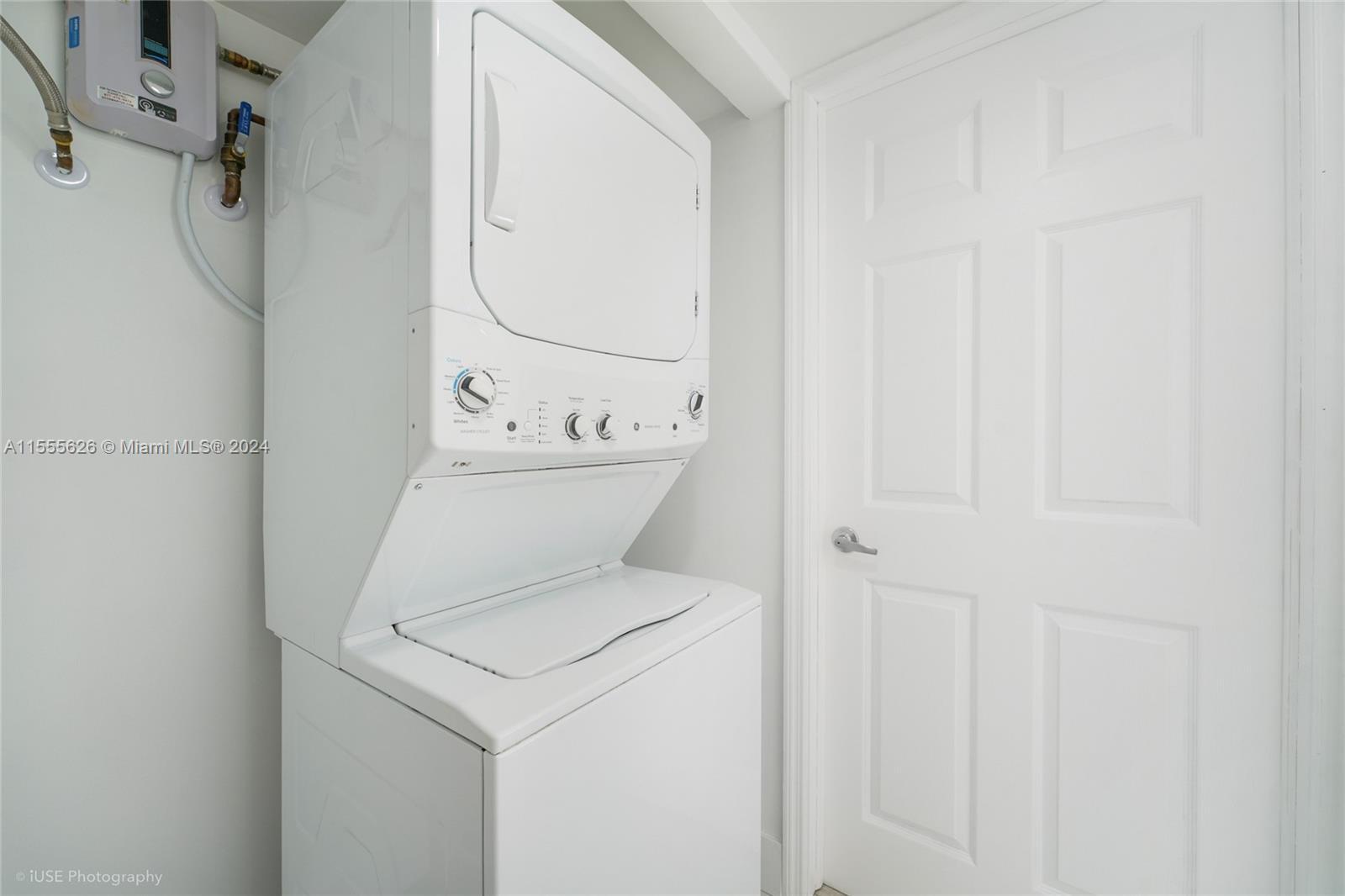 Expo Towers Condo - Residential Lease