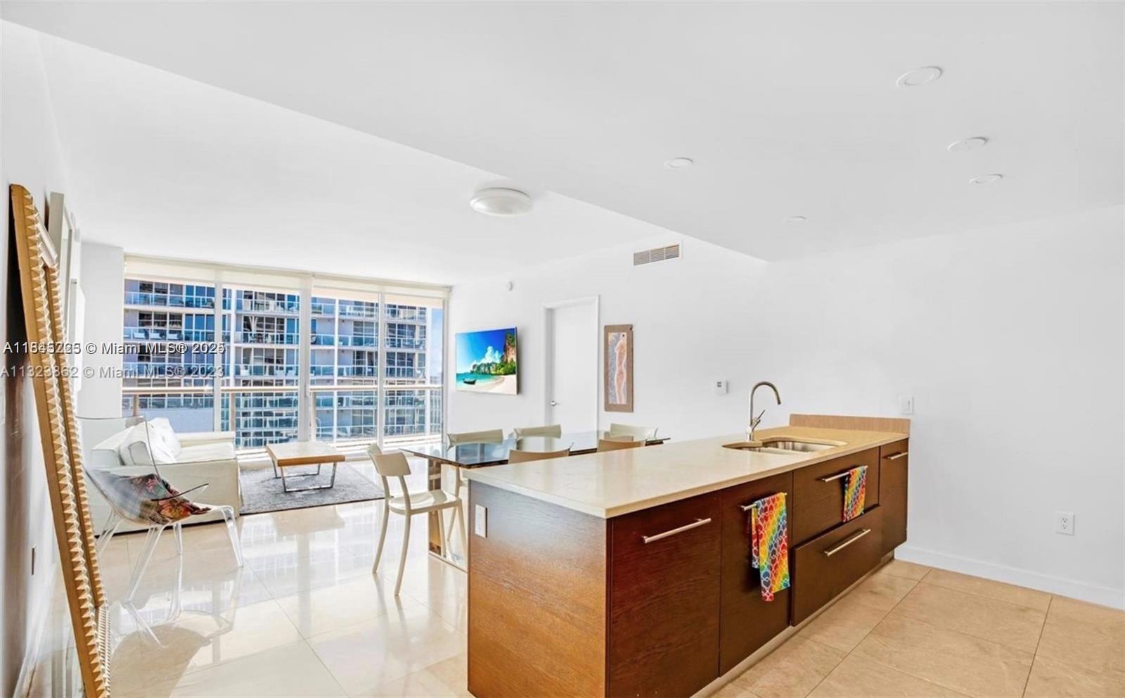 Beautiful 2 Beds- 2 Baths- 1 Den condo in ICON BRICKELL, Tower I w/ Bay & city Views. Floor to ceiling windows.
State of the art kitchen with stainless steal appliances. Building offers state of the art amenities, fine dining and
luxury shopping. Its resort-style amenities include a 300-foot long swimming pool, fitness center, a game room,
24-hour full-service concierge & more Brickell living at its finest with Cipriani and Cantina la 20 right below the
building. — Proof of funds/income, picture ID, recent credit score & any standard application w/ job & home
address info is required — Long Term Lease Only — Available to Move-in after Aug 18th,​​‌​​​​‌​‌​​​‌‌​​​‌‌‌​​‌​​‌‌​​​​ 2025