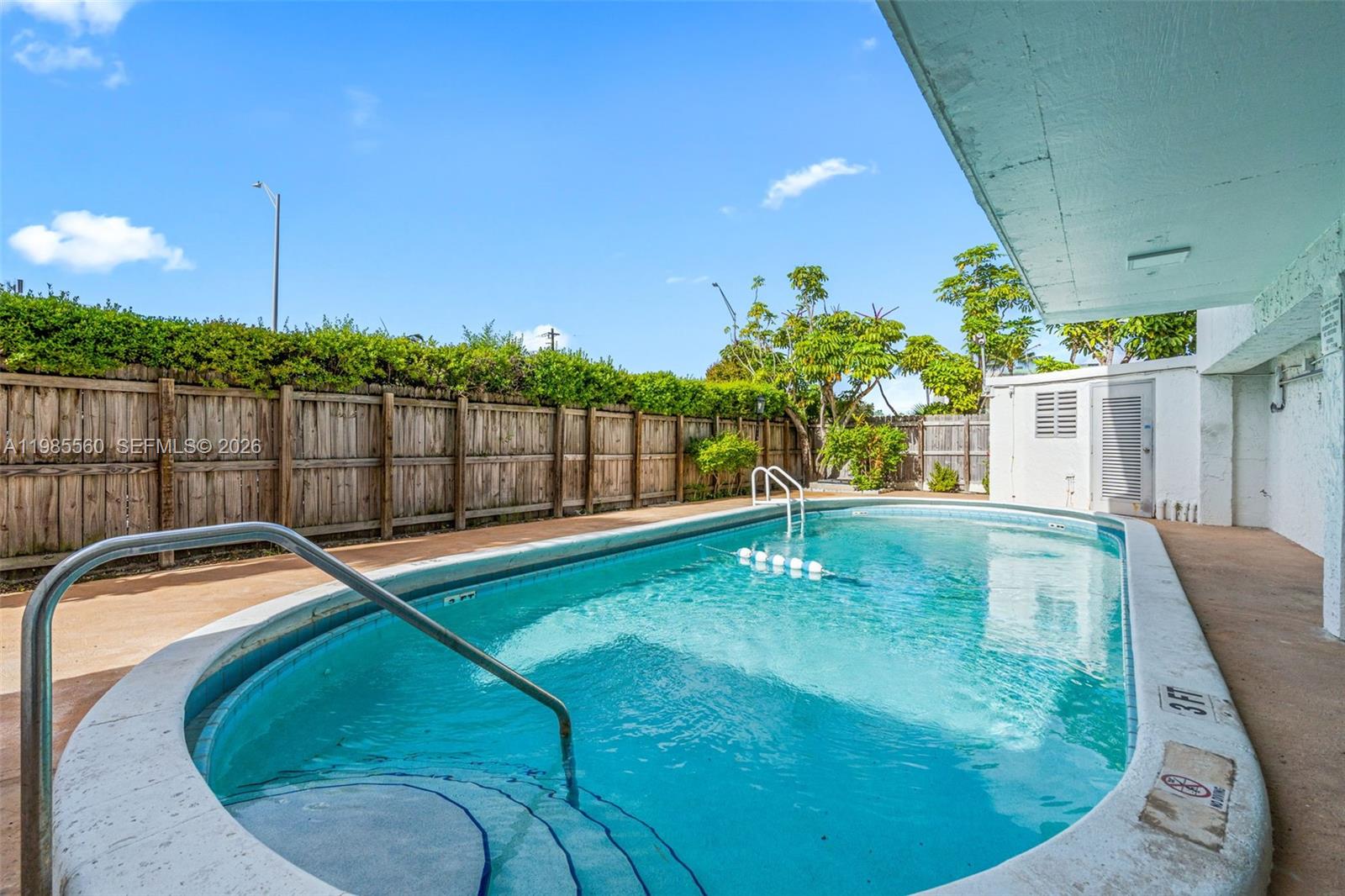 CLINTON CONDO - Residential