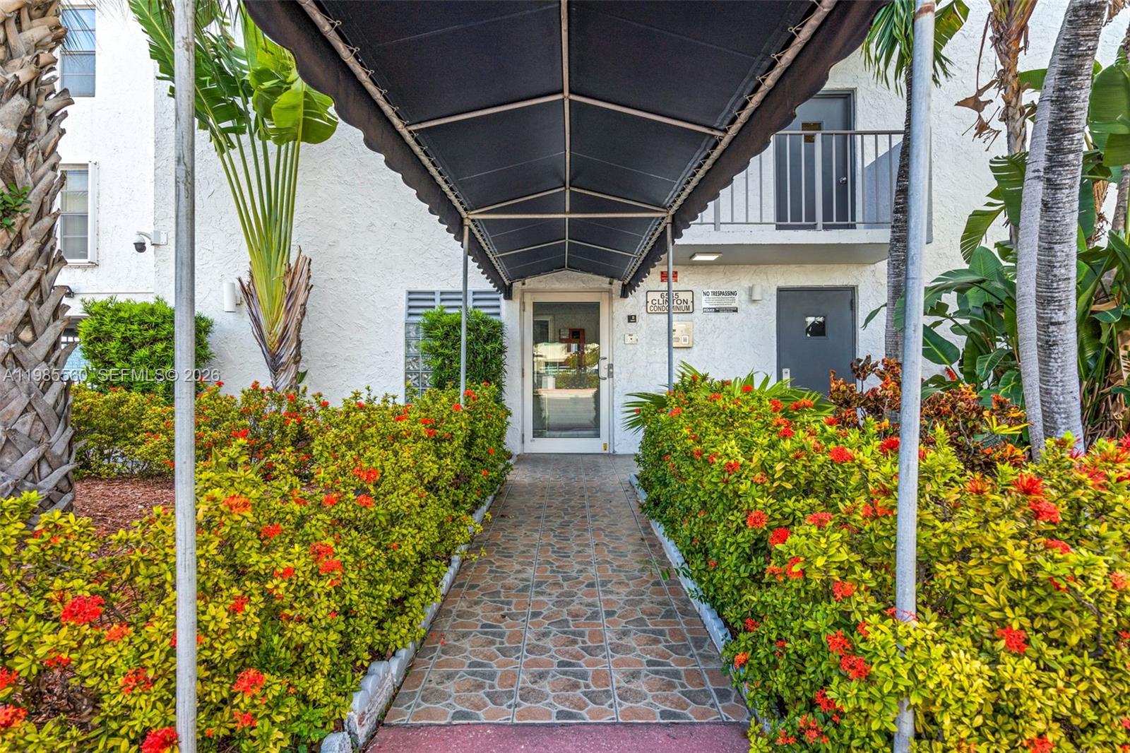 CLINTON CONDO - Residential