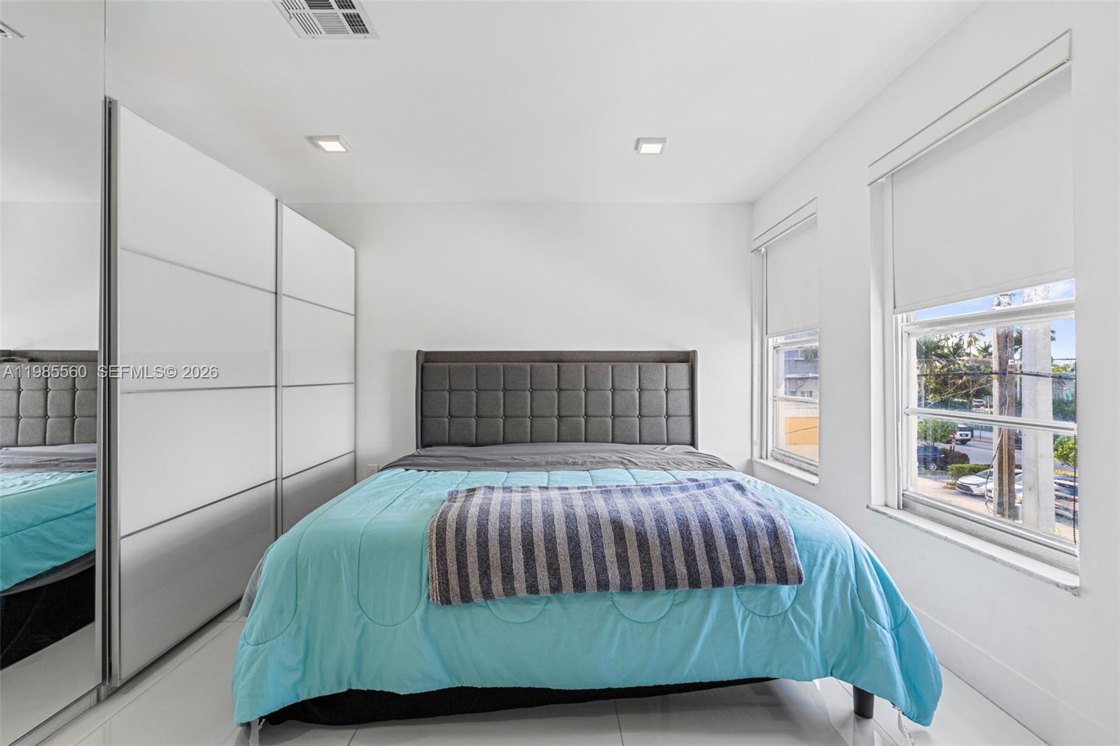 CLINTON CONDO - Residential