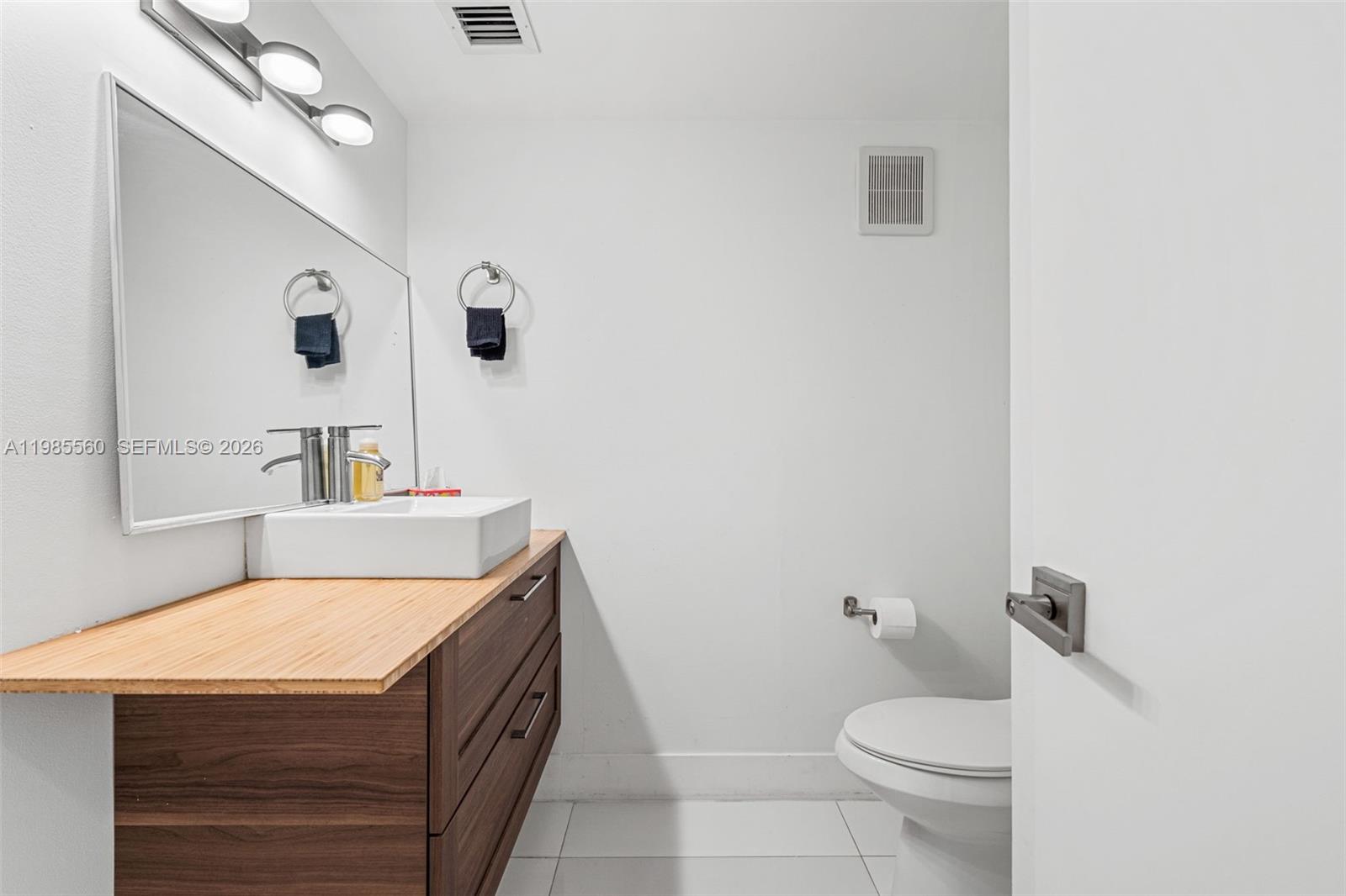 CLINTON CONDO - Residential