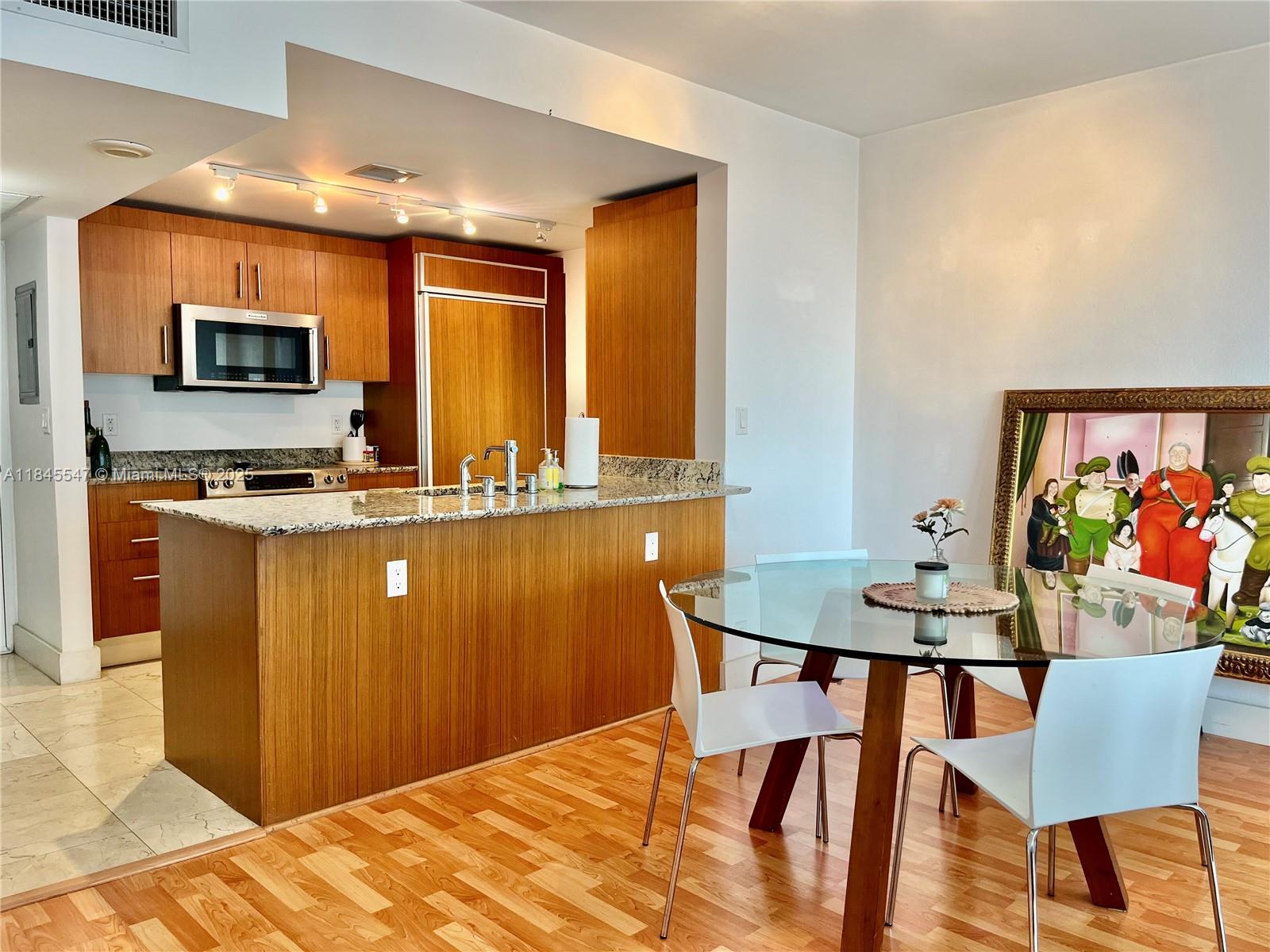 HARBOUR HOUSE - Residential Lease