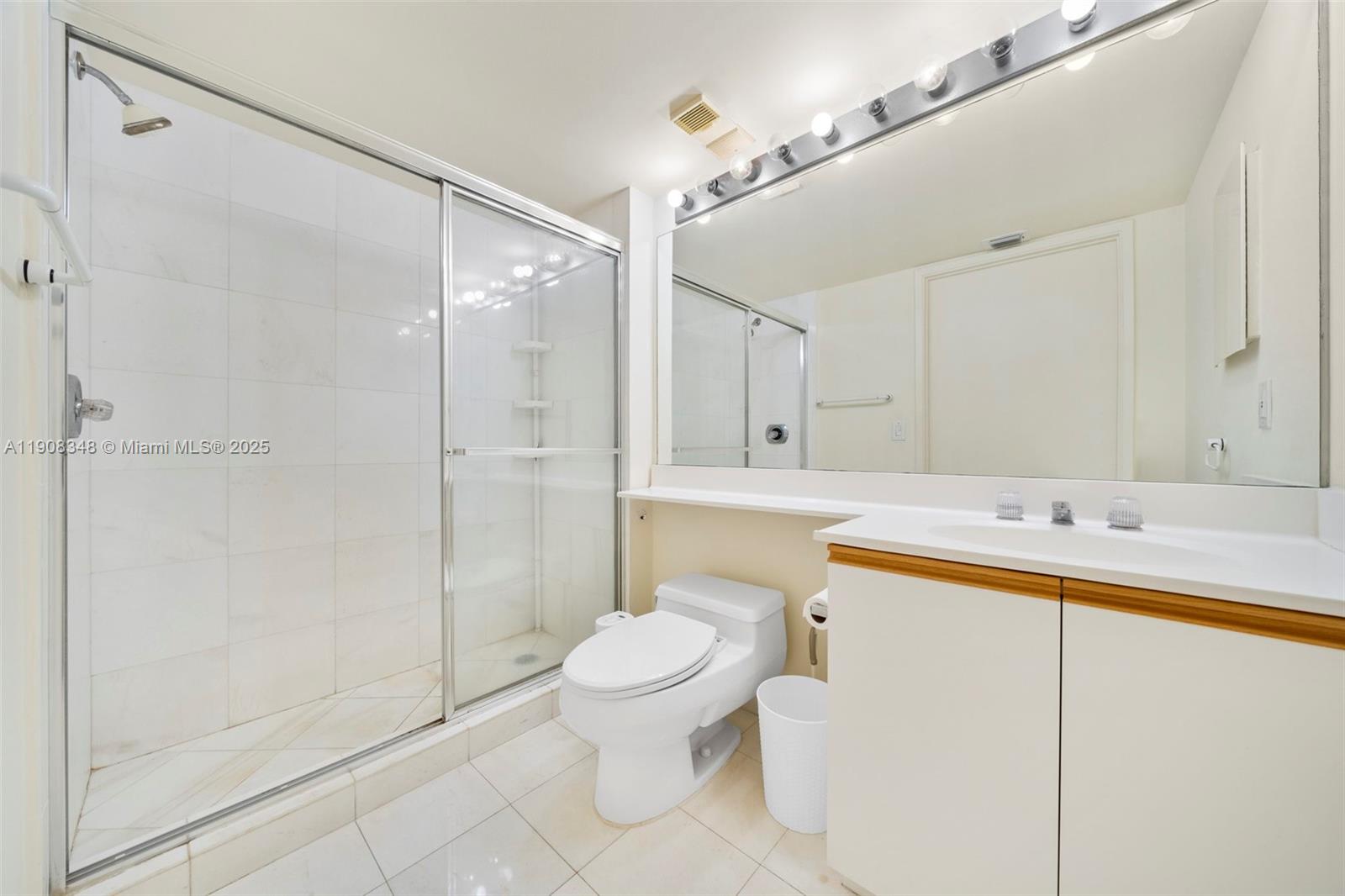 MYSTIC POINTE TOWER 600 - Residential Lease