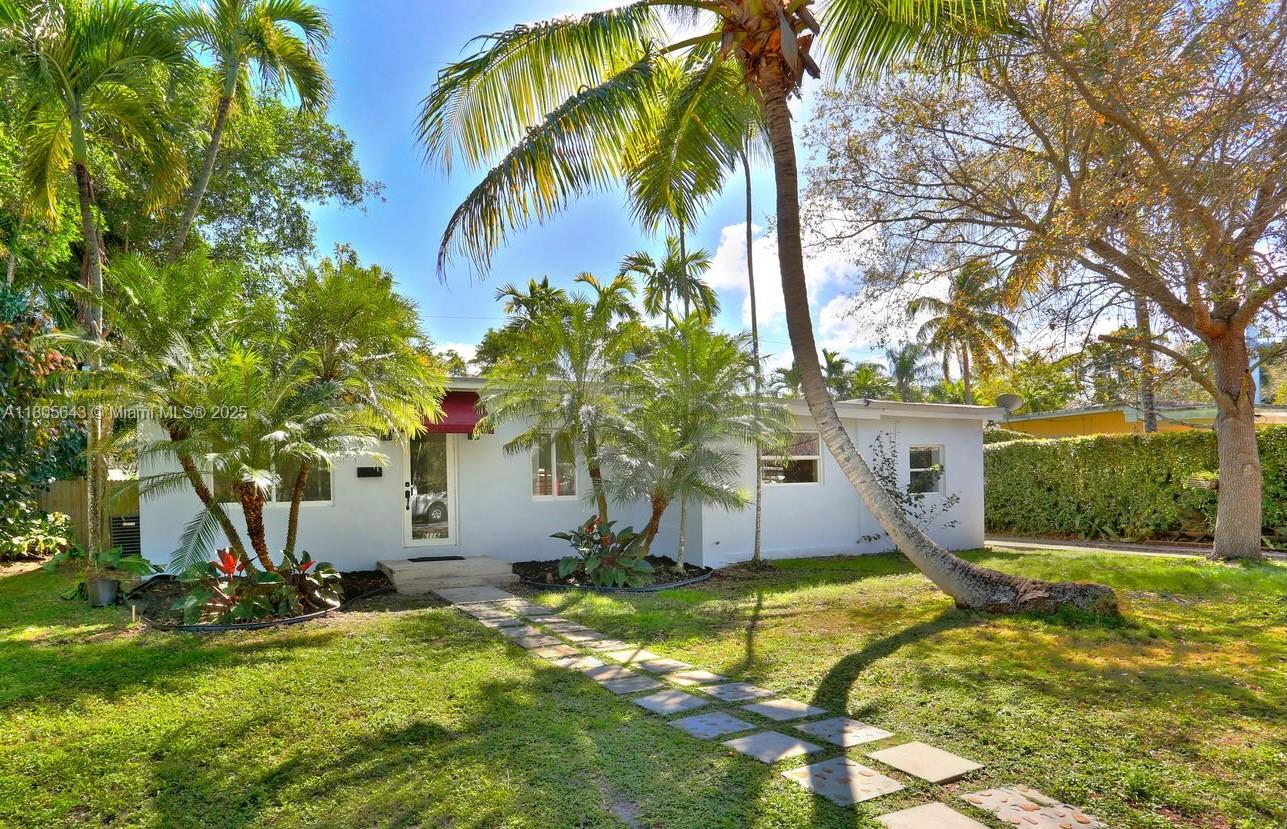 6116 Sw 46th Ter, Miami, Broward County, Florida - 3 Bedrooms  
2 Bathrooms - 